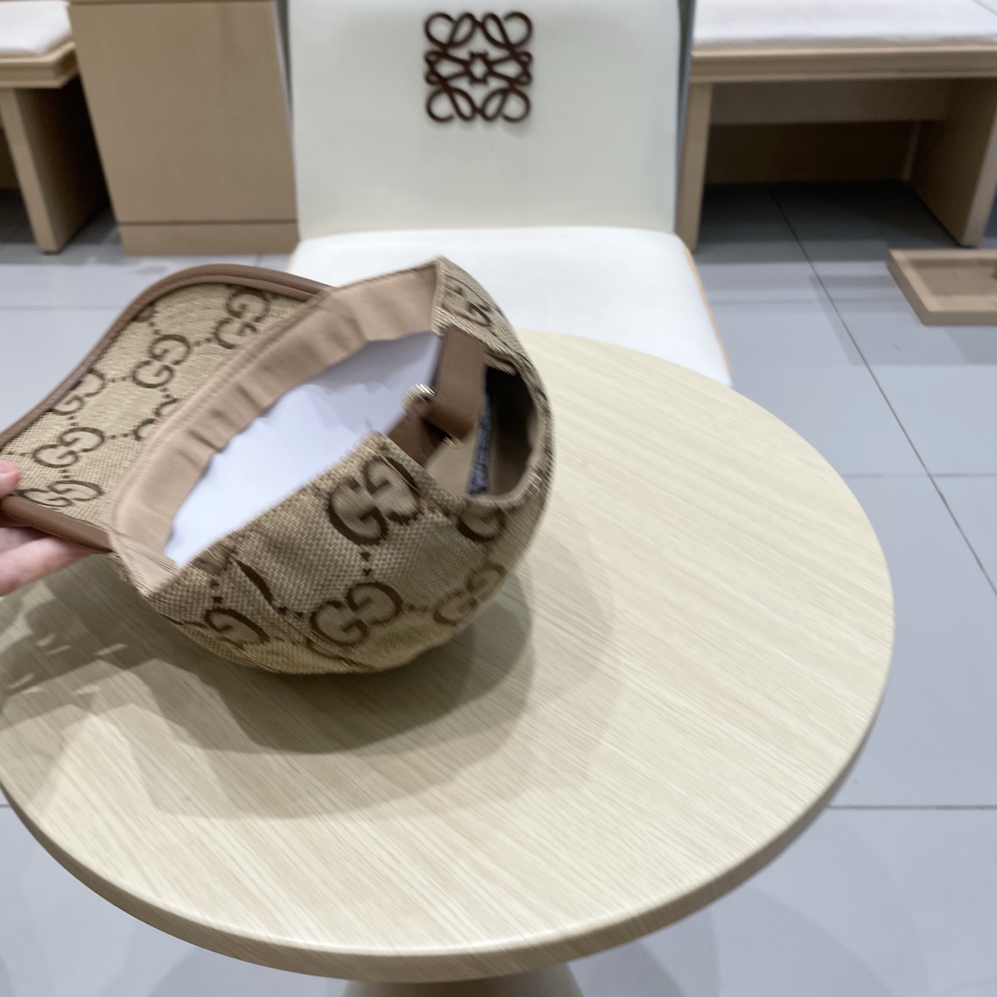 棒球帽 渔夫帽。 原单品质GUCCI古奇棒球帽👒官网新品Gucci渔夫帽火爆来袭 工艺非常精美 高档大气