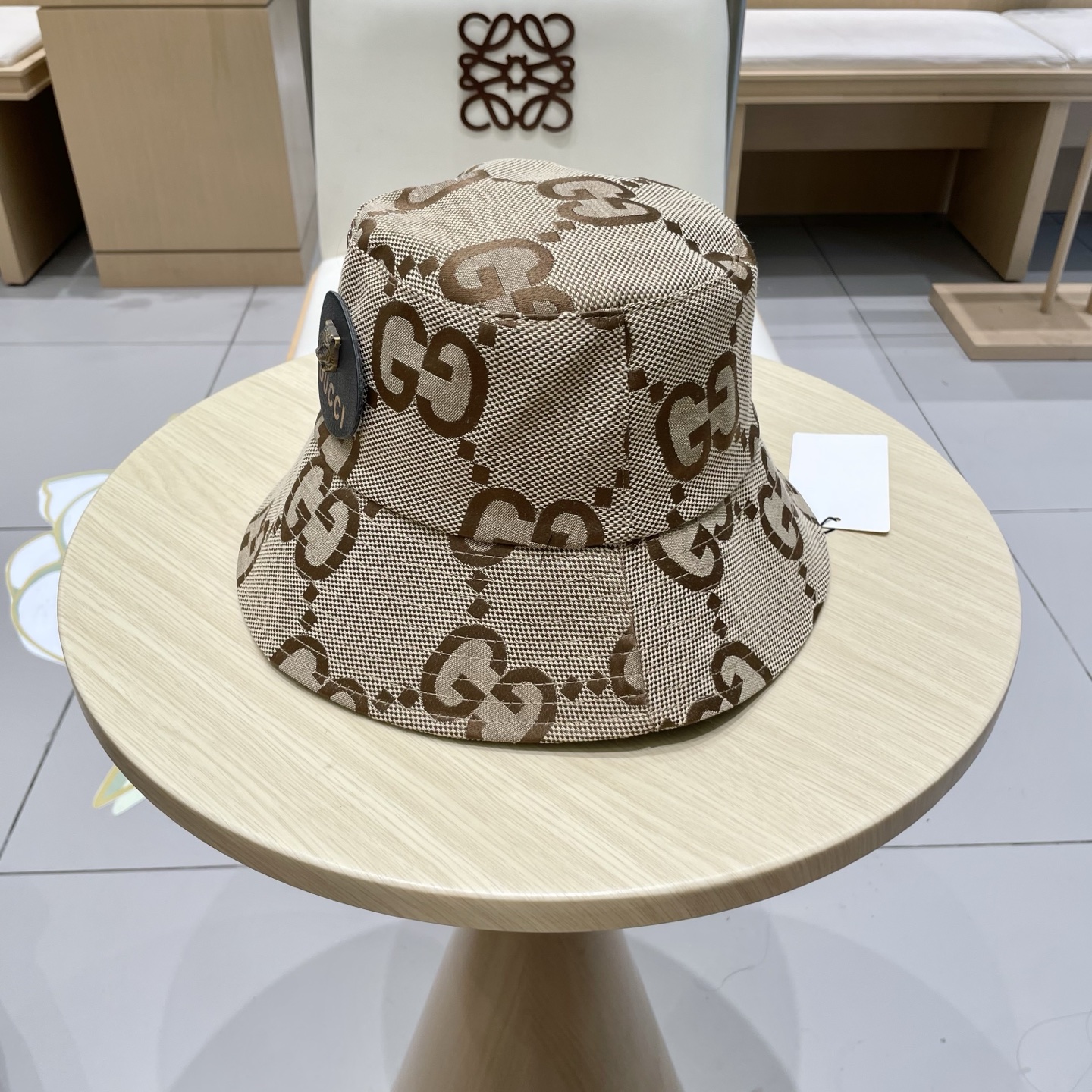 棒球帽 渔夫帽。 原单品质GUCCI古奇棒球帽👒官网新品Gucci渔夫帽火爆来袭 工艺非常精美 高档大气