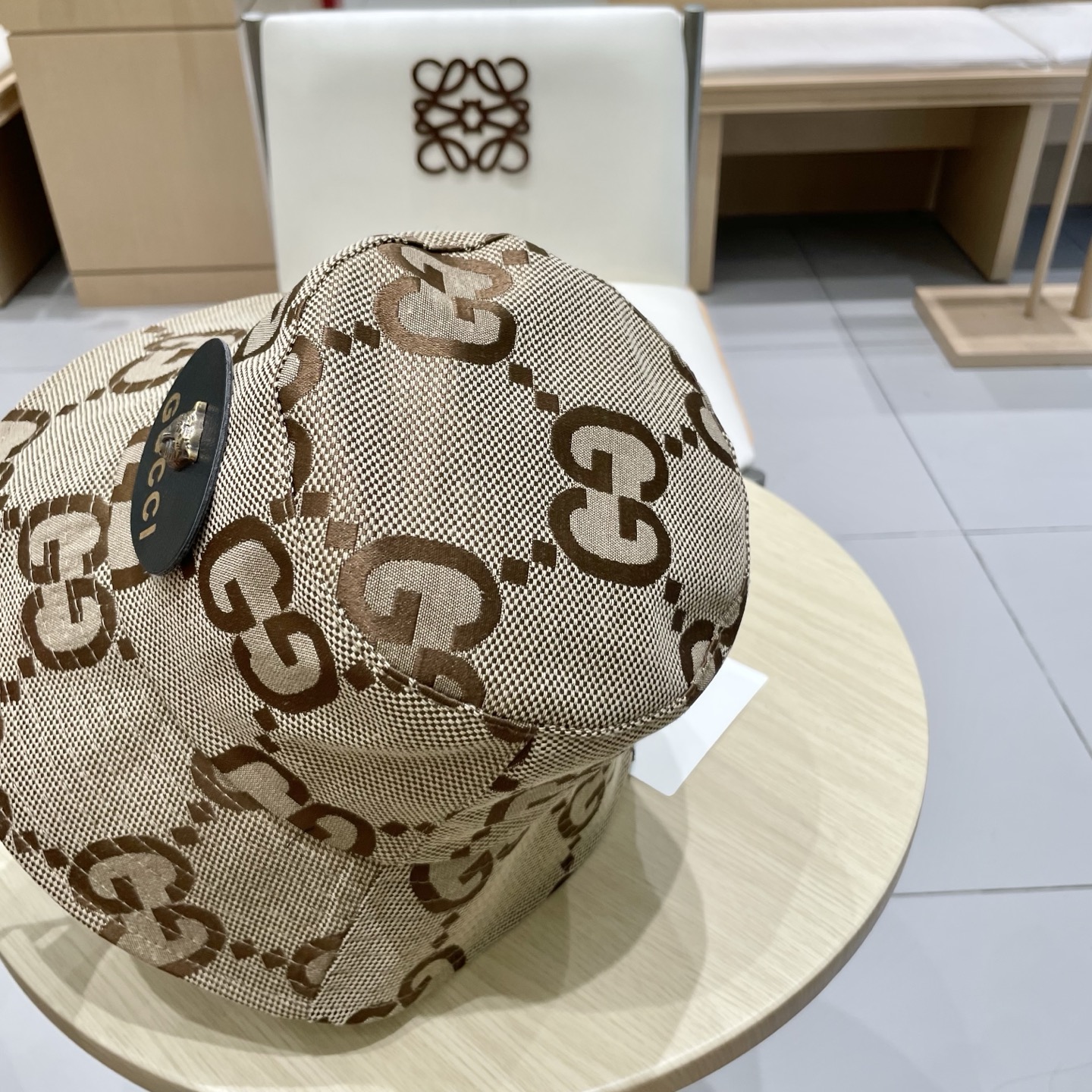 棒球帽 渔夫帽。 原单品质GUCCI古奇棒球帽👒官网新品Gucci渔夫帽火爆来袭 工艺非常精美 高档大气