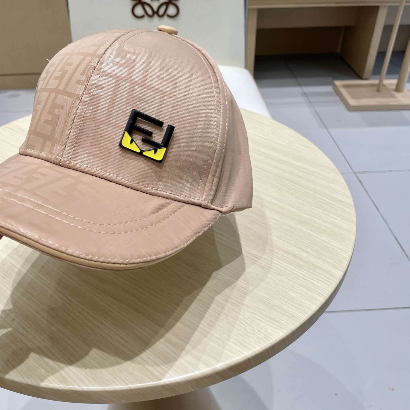  FENDI芬迪 官网新品 棒球帽🧢 经典FF中古单品，气质穿搭单品，质量杠杠强