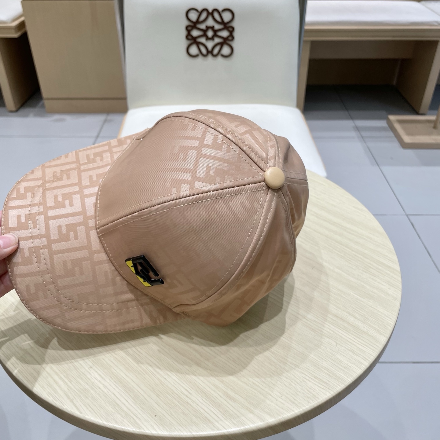  FENDI芬迪 官网新品 棒球帽🧢 经典FF中古单品，气质穿搭单品，质量杠杠强
