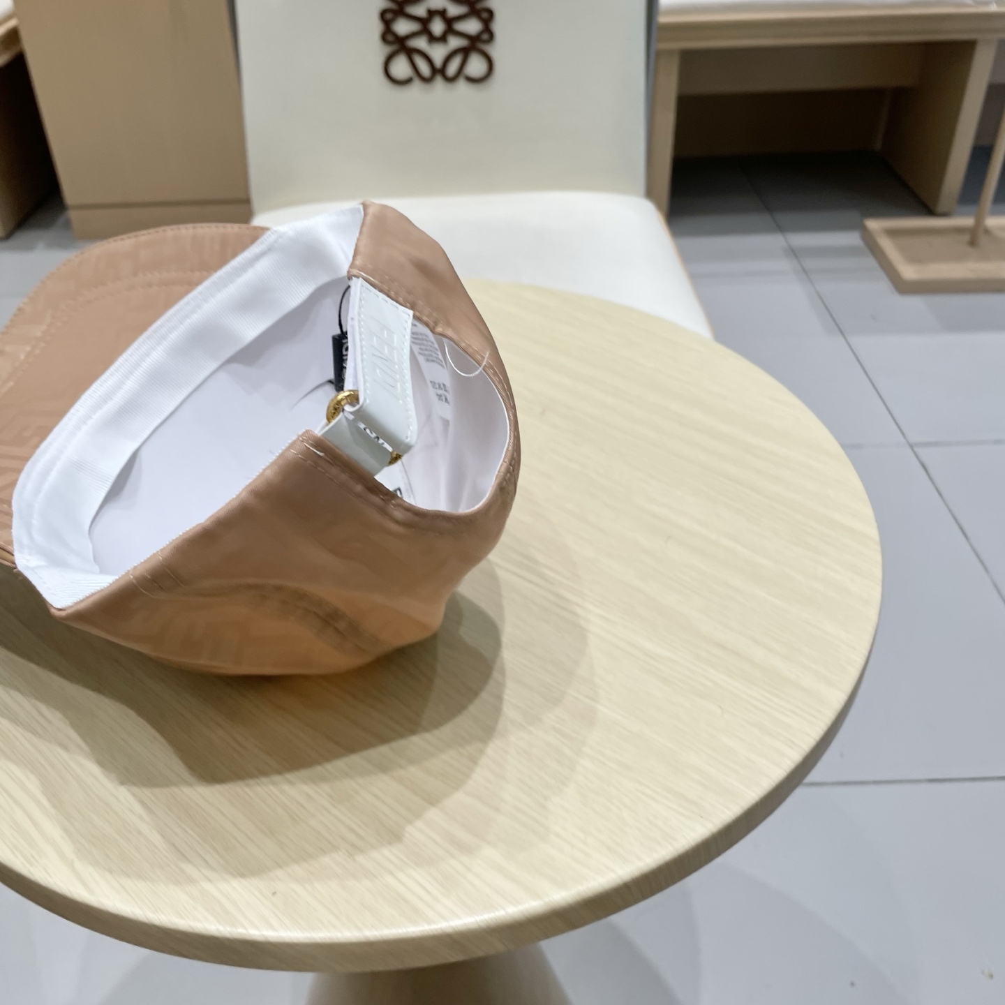  FENDI芬迪 官网新品 棒球帽🧢 经典FF中古单品，气质穿搭单品，质量杠杠强