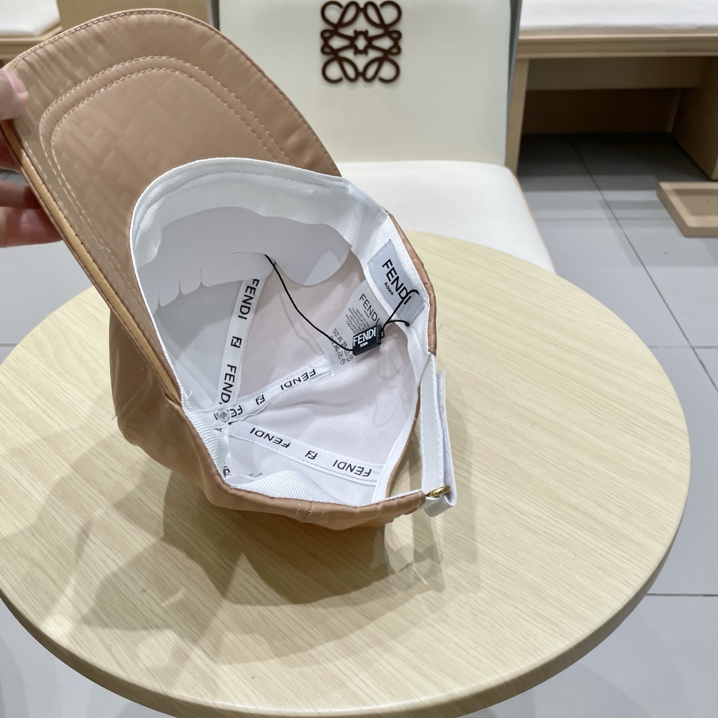  FENDI芬迪 官网新品 棒球帽🧢 经典FF中古单品，气质穿搭单品，质量杠杠强