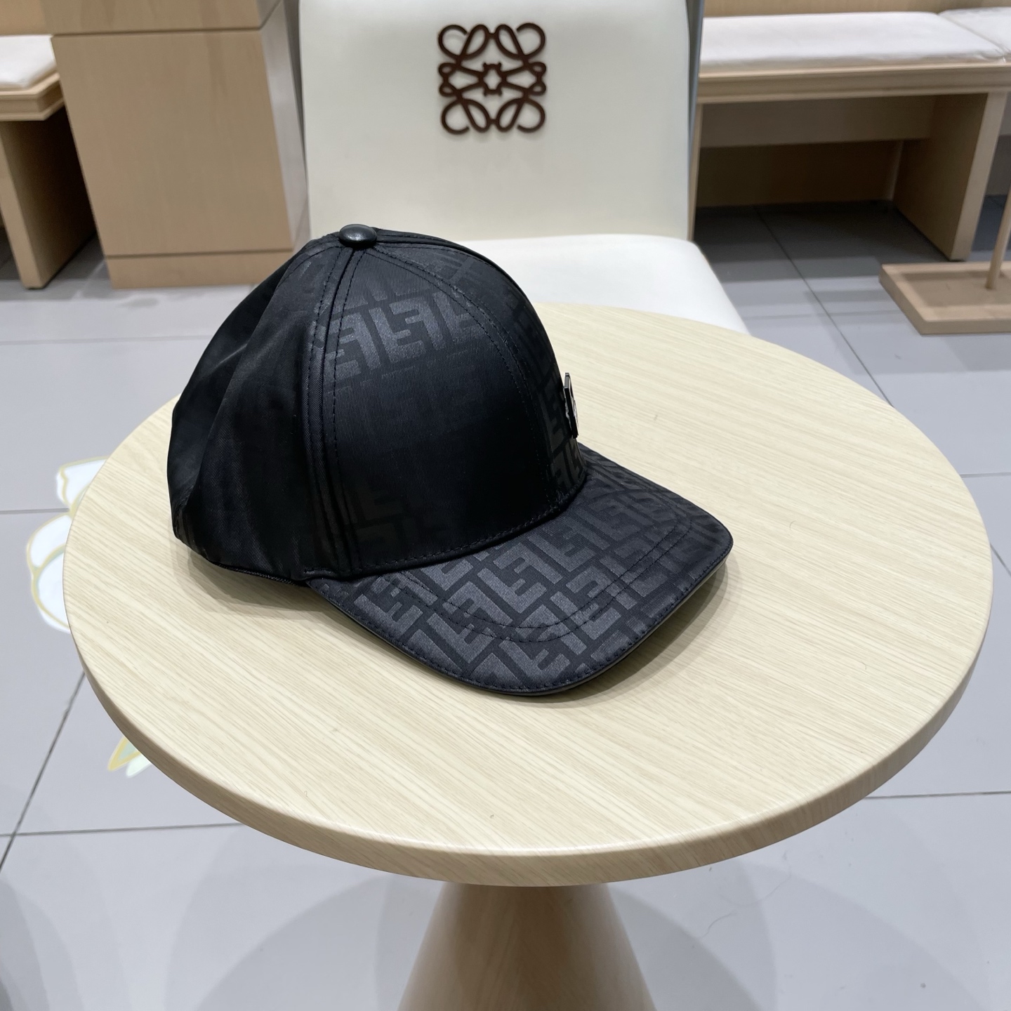  FENDI芬迪 官网新品 棒球帽🧢 经典FF中古单品，气质穿搭单品，质量杠杠强