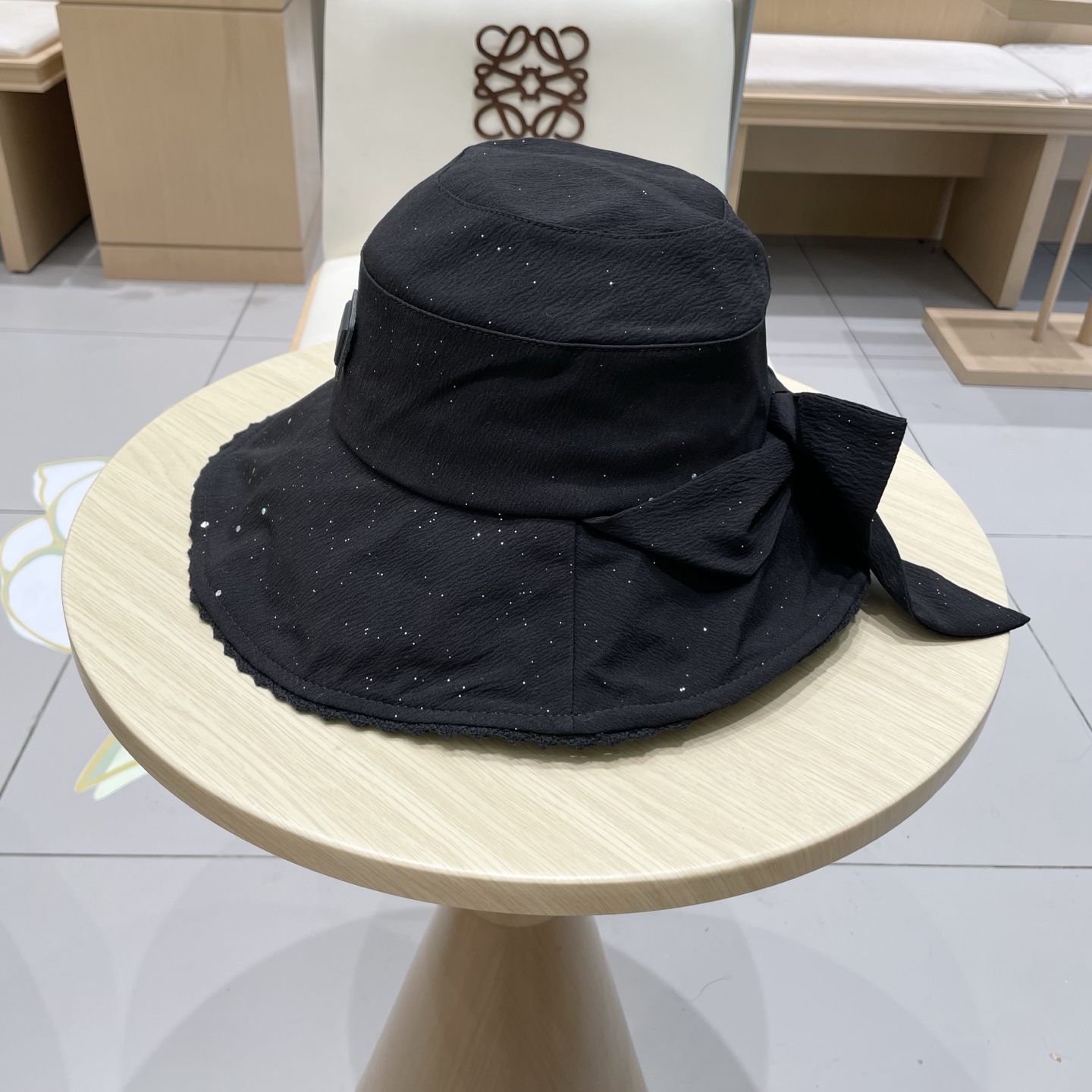  【DIOR迪奥】2025新款蝴蝶结女款渔夫帽，🔆百搭日常款～出街必备