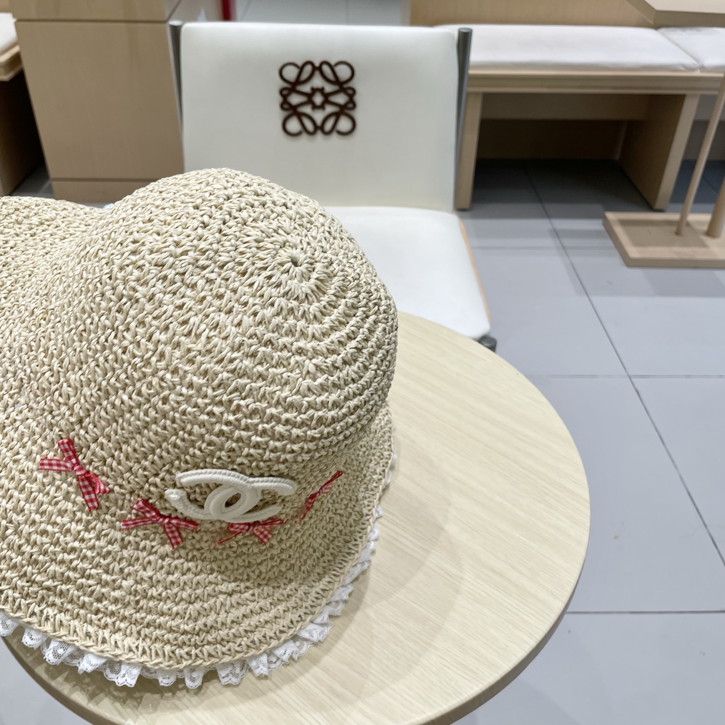  香奈儿chanel蝴蝶结蕾丝花边草帽女2025年春新款大帽檐遮阳太阳帽海边沙