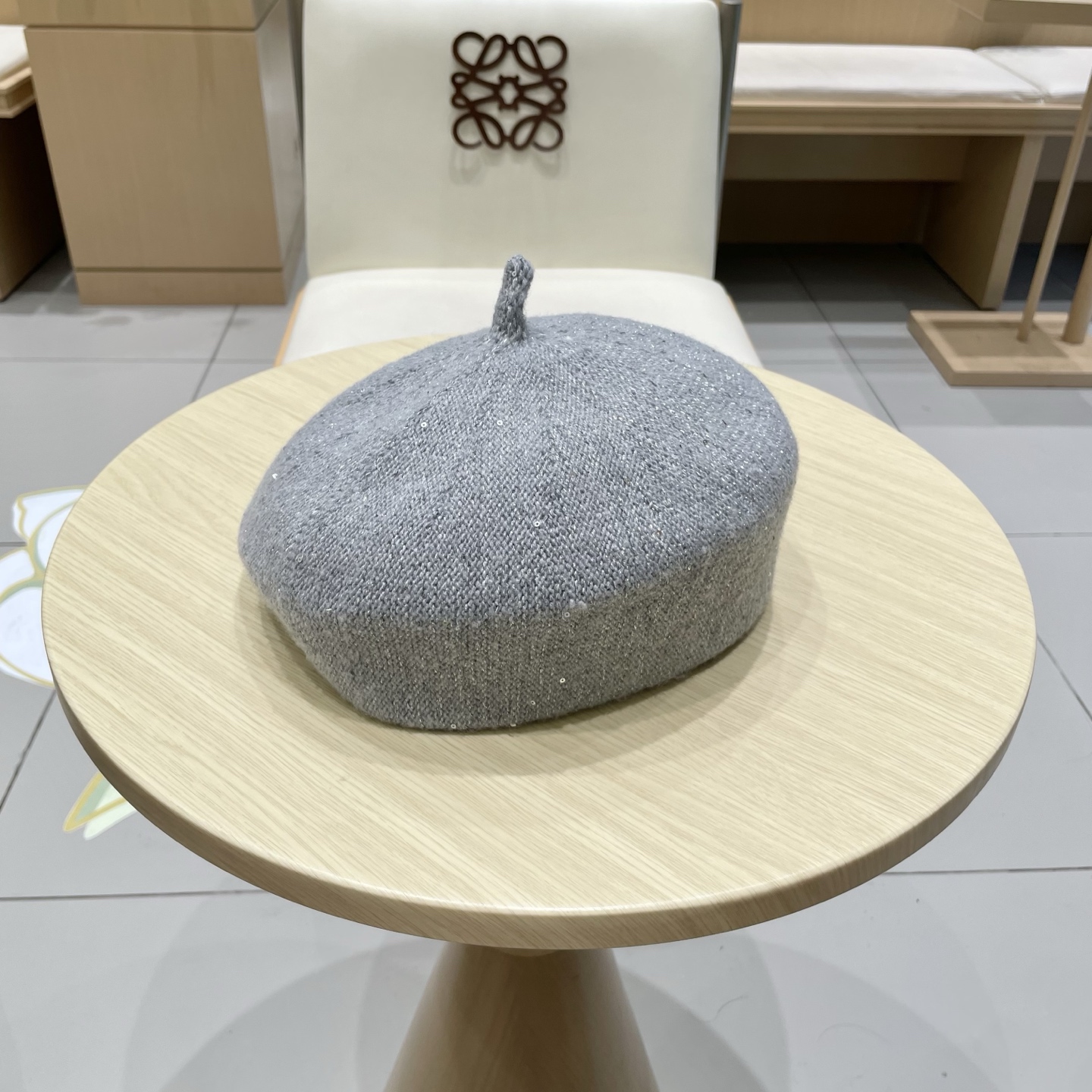 Lv路易威登春夏季新款亮片定型贝雷帽薄款镂空透气休闲时尚显脸小气质前进帽