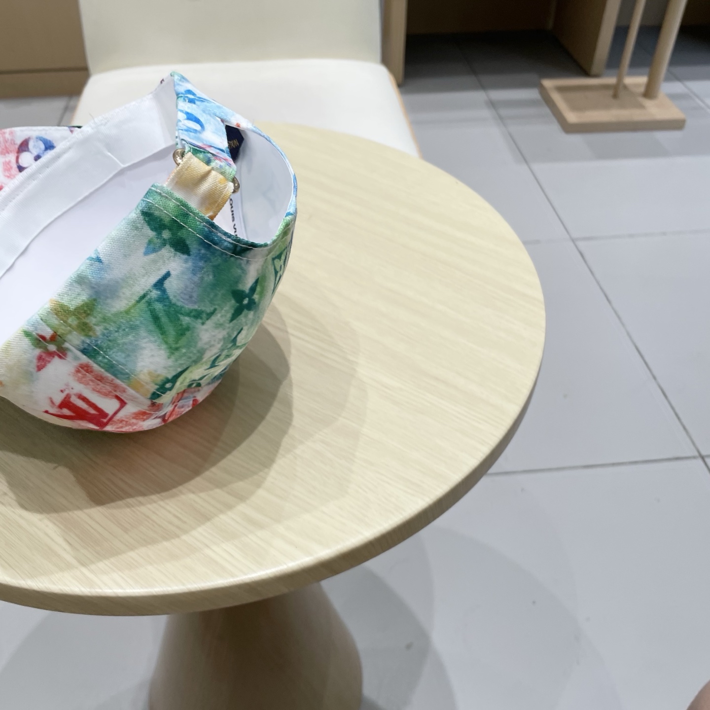 棒球帽 渔夫帽 LV 路易威登新款渔夫帽，头围57cm