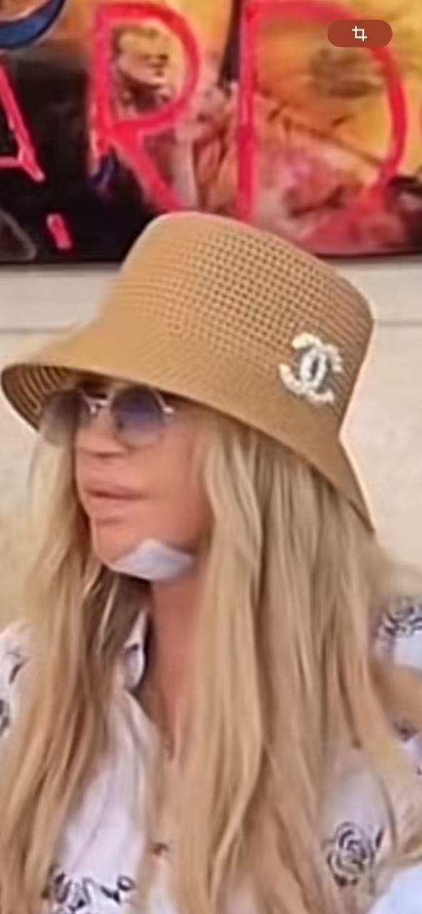 NO:353230,Chanel CHANEL high-end bucket top straw hat, versatile and not picky about face shape, flat edges relatively do not block the view, more practical, easy to wear ins style for daily and travel, especially ins style, adjustable inside, straw hat, fisherman hat, baseball hat, hat, chanel, chanel, espadrilles, hats香奈儿CHANEL高端水桶顶草帽 百搭不挑脸型 平沿相对不遮挡视线 更加实用 日常和旅行都好戴 ins风 特别上相 内有调节带帽子草帽渔夫帽棒球帽,帽子,chanel,chanel,espadrilles,hats,hat