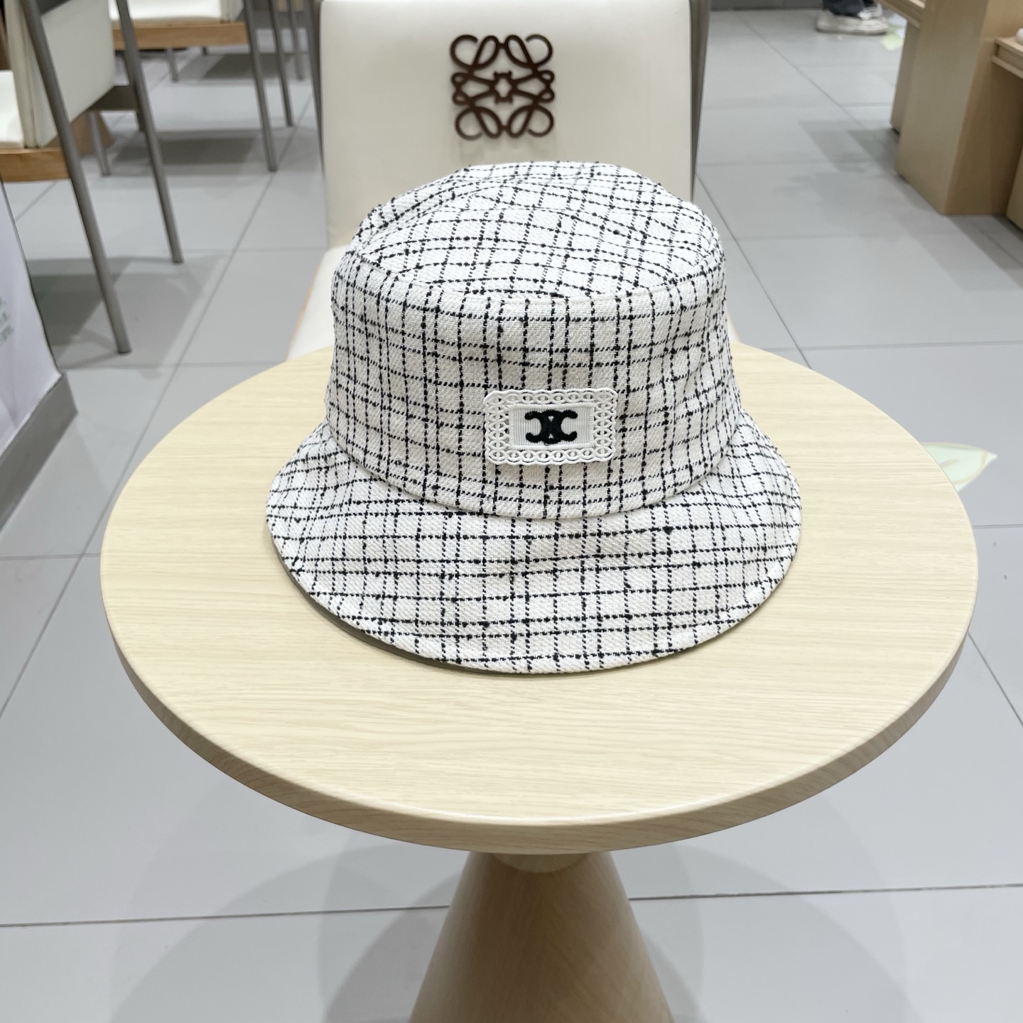 NO:353263,Celine 2025 autumn new style small fragrance style thick fisherman hat versatile sun protection face small temperament lady basin hat straw hat fisherman hat baseball hat, hat, celine, espadrilles, hats塞琳celine2025秋季新款小香风格纹厚实渔夫帽百搭遮阳显脸小气质淑女盆帽女帽子草帽渔夫帽棒球帽,帽子,celine,espadrilles,hats,hat