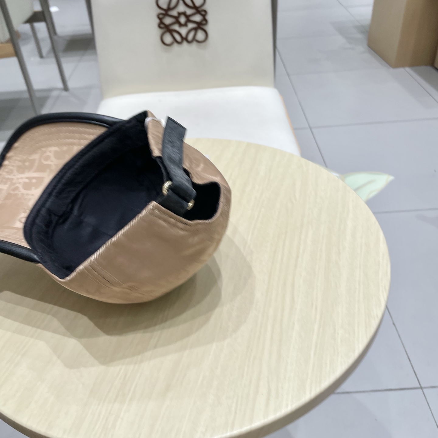  【DIOR迪奥】新款走量简约棒球帽🧢，新款出货，大牌款超好搭配，赶紧入手！