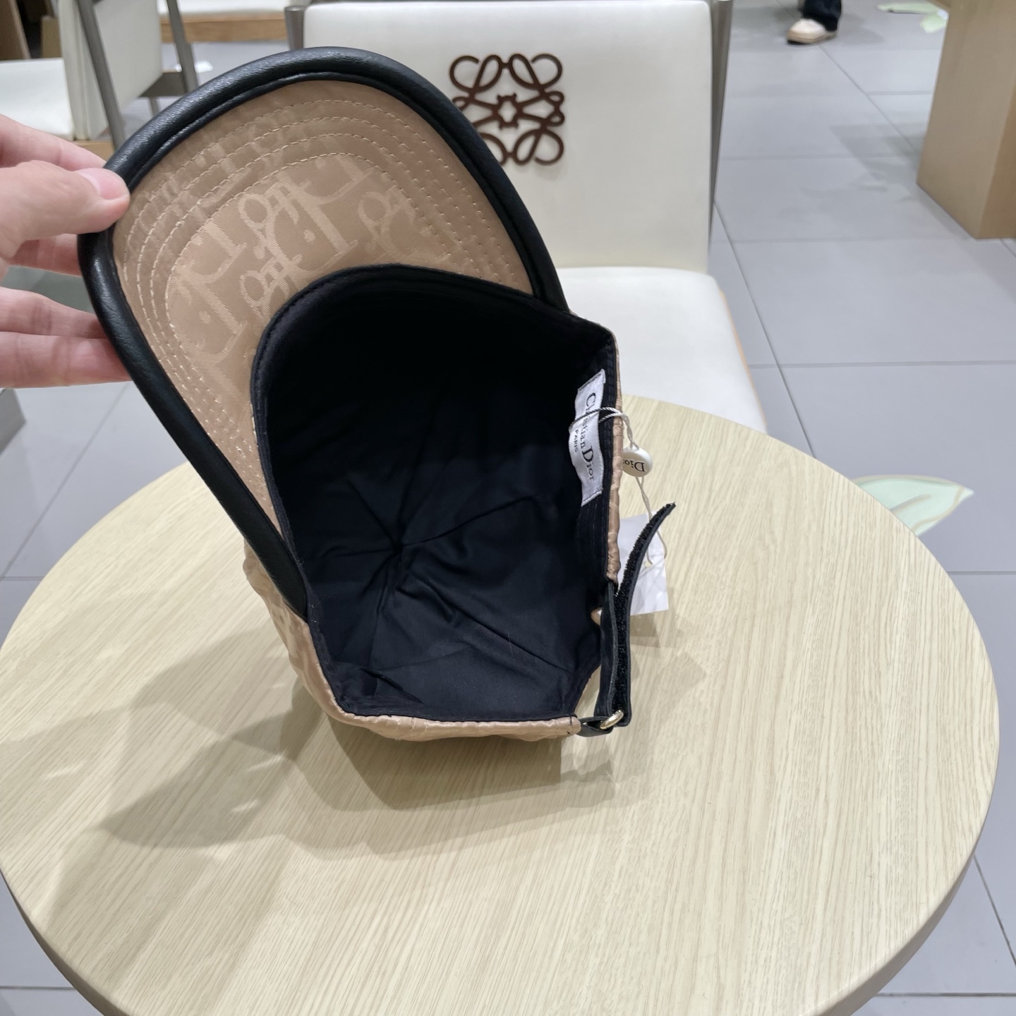  【DIOR迪奥】新款走量简约棒球帽🧢，新款出货，大牌款超好搭配，赶紧入手！