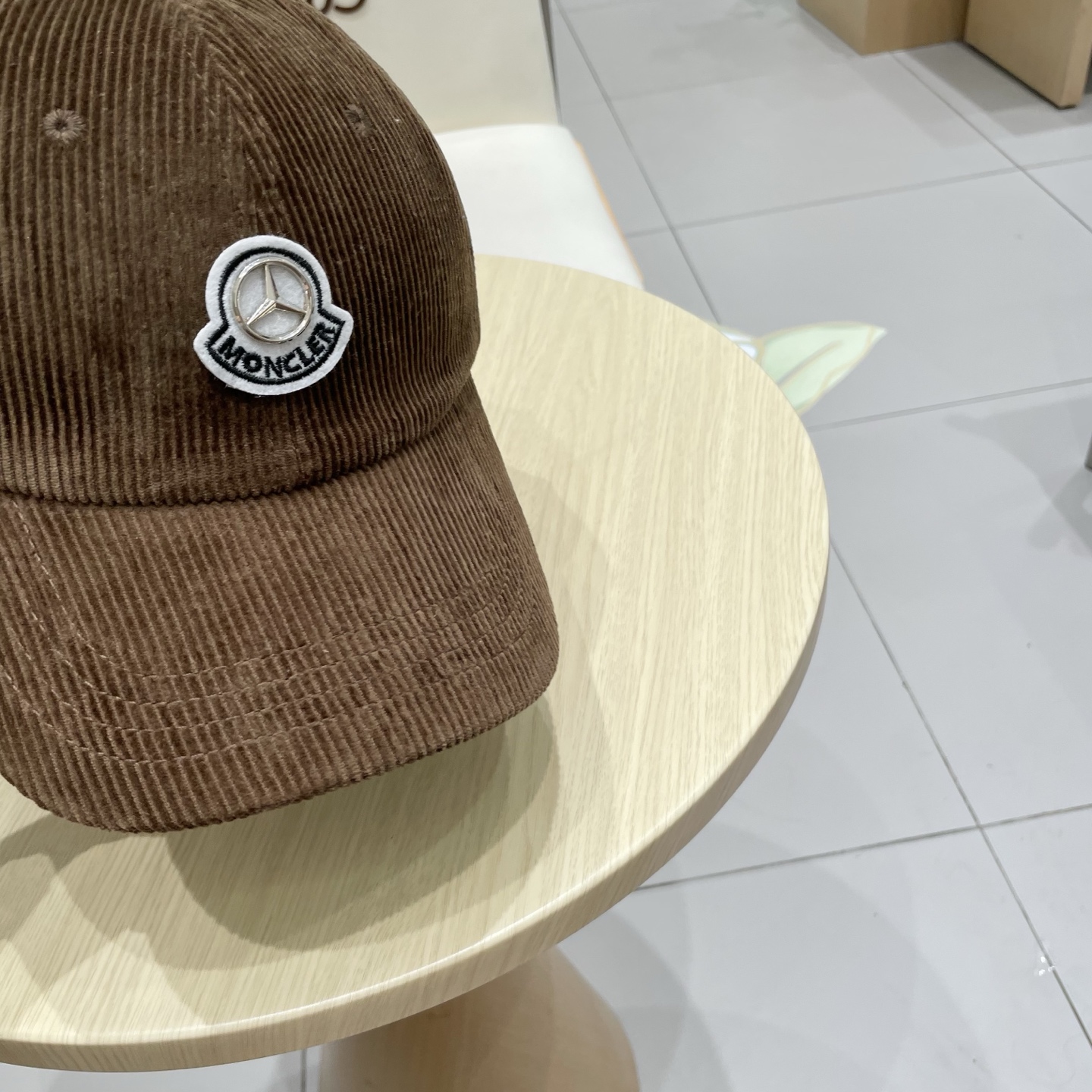 早秋MONCLER新款棒球帽，时尚炸街单品，风格很OK，网红.时尚博主的最爱！高品质舒适透气，凹造型很好