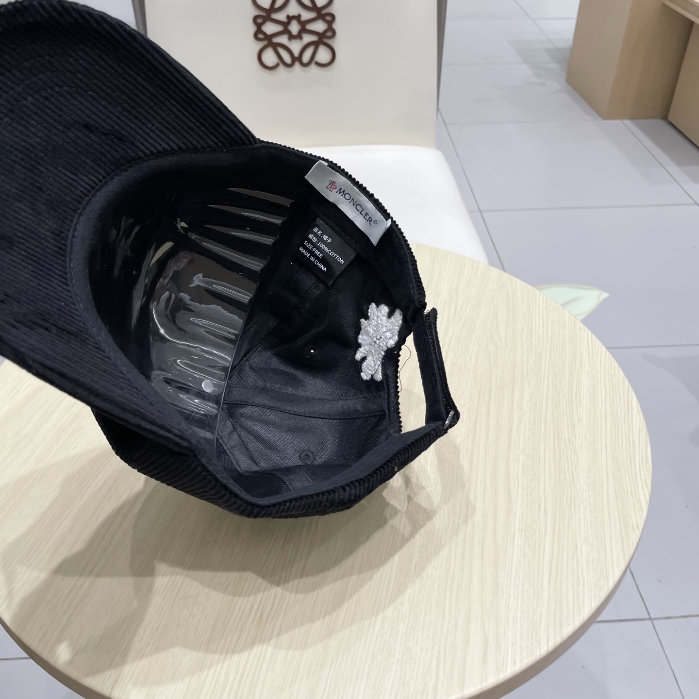 早秋MONCLER新款棒球帽，时尚炸街单品，风格很OK，网红.时尚博主的最爱！高品质舒适透气，凹造型很好