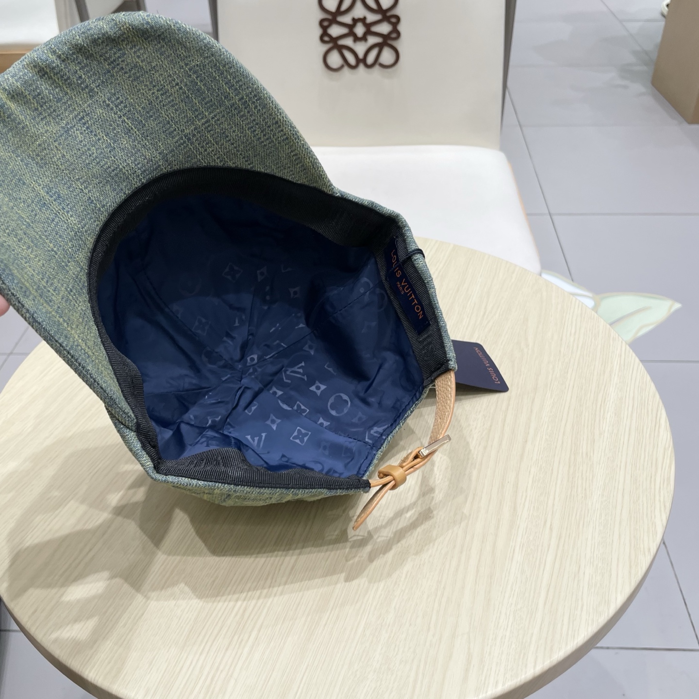 lv(路易威登)新款原单棒球帽， lv提花，专柜1:1开模订制，原版帆布料轻盈透气！质量超赞，基础头围5