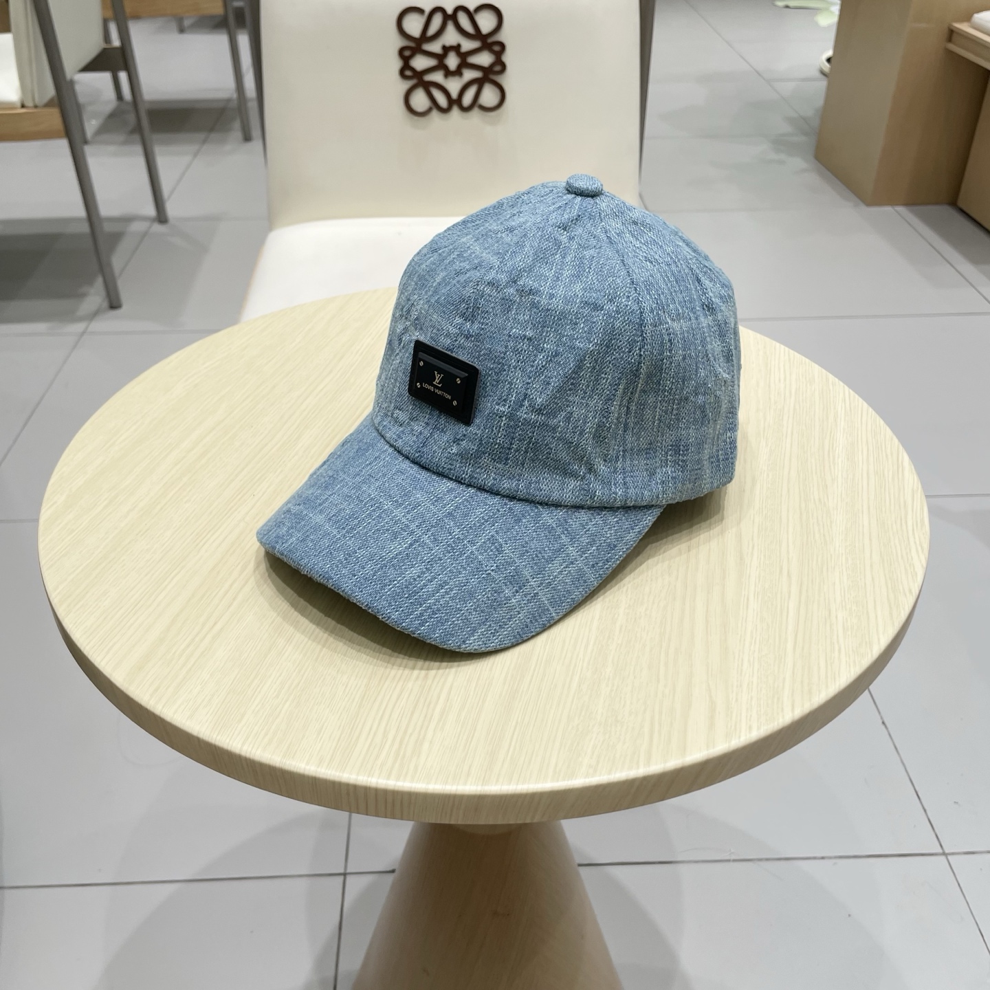 lv(路易威登)新款原单棒球帽， lv提花，专柜1:1开模订制，原版帆布料轻盈透气！质量超赞，基础头围5