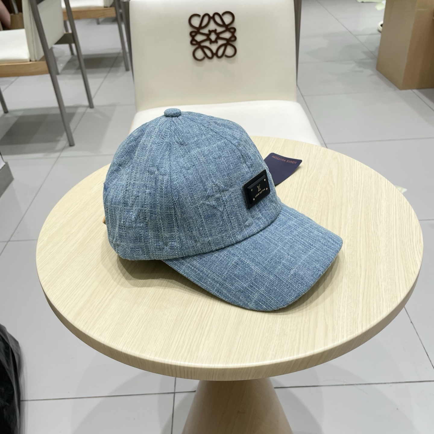 lv(路易威登)新款原单棒球帽， lv提花，专柜1:1开模订制，原版帆布料轻盈透气！质量超赞，基础头围5