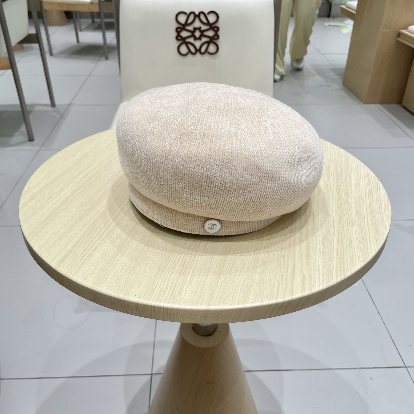 chanel香奈儿早秋款轻薄透气贝雷帽镂空针织金属标画家帽女生日系气质百搭蓓蕾帽