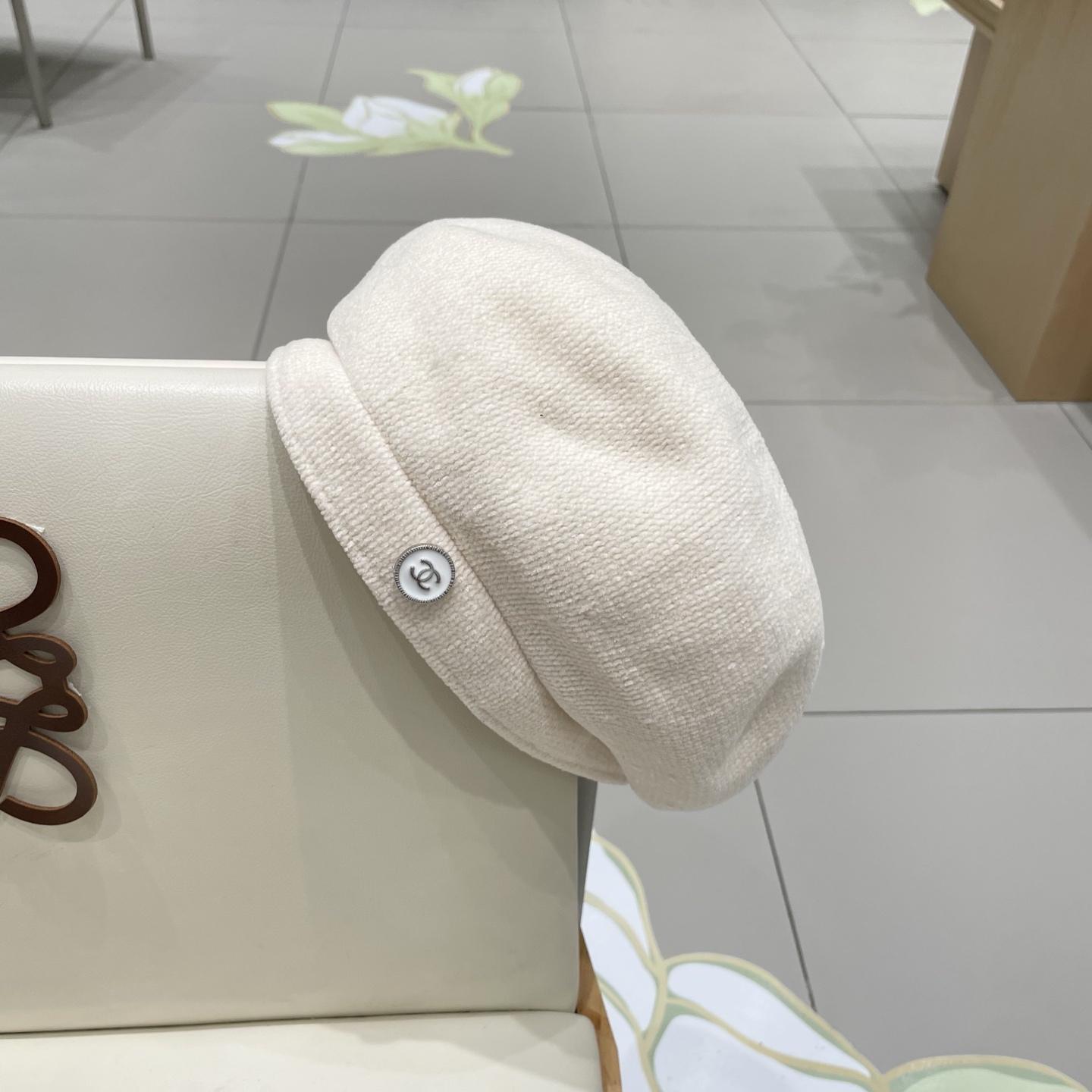 chanel香奈儿早秋款轻薄透气贝雷帽镂空针织金属标画家帽女生日系气质百搭蓓蕾帽