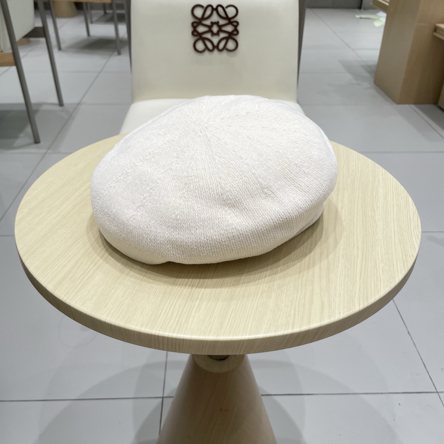 chanel香奈儿早秋款轻薄透气贝雷帽镂空针织金属标画家帽女生日系气质百搭蓓蕾帽