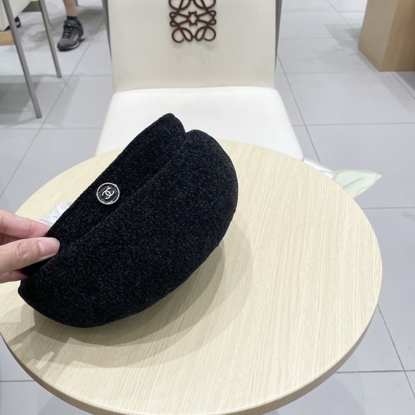 chanel香奈儿早秋款轻薄透气贝雷帽镂空针织金属标画家帽女生日系气质百搭蓓蕾帽