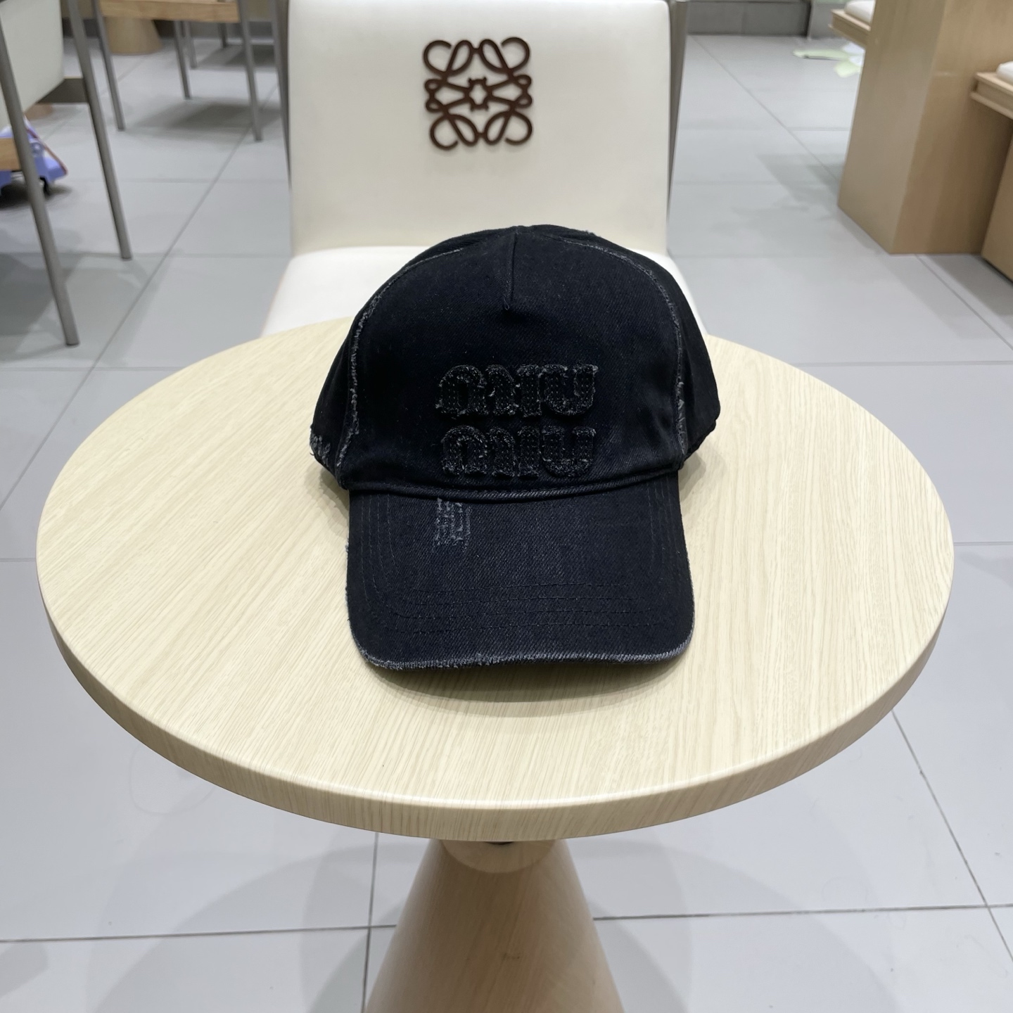   【Miumiu缪缪】新款牛仔订单款刺绣棒球帽🧢大牌款超好搭配，赶紧入手！