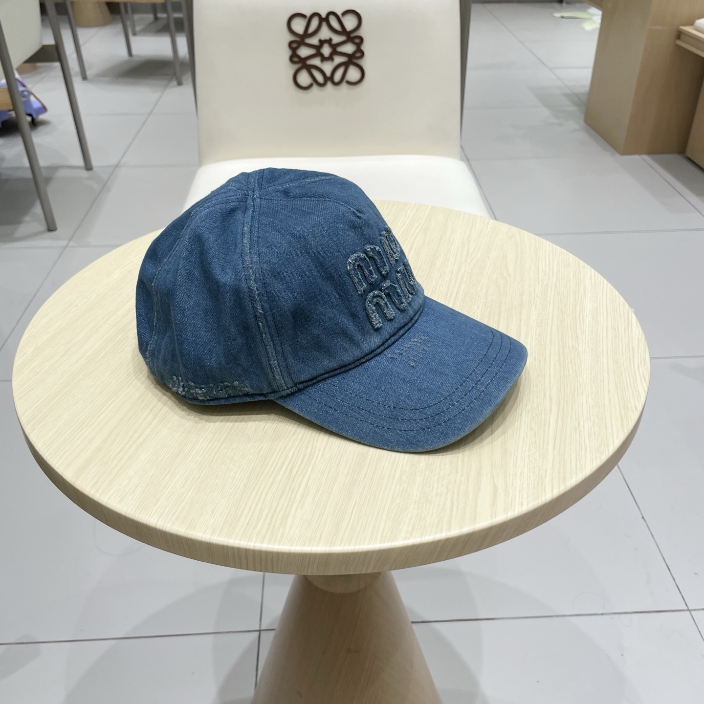   【Miumiu缪缪】新款牛仔订单款刺绣棒球帽🧢大牌款超好搭配，赶紧入手！