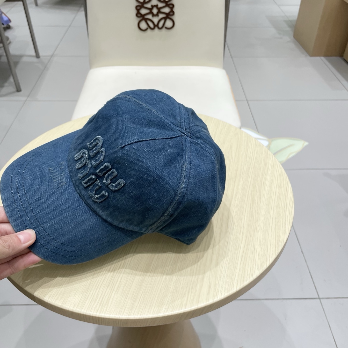   【Miumiu缪缪】新款牛仔订单款刺绣棒球帽🧢大牌款超好搭配，赶紧入手！