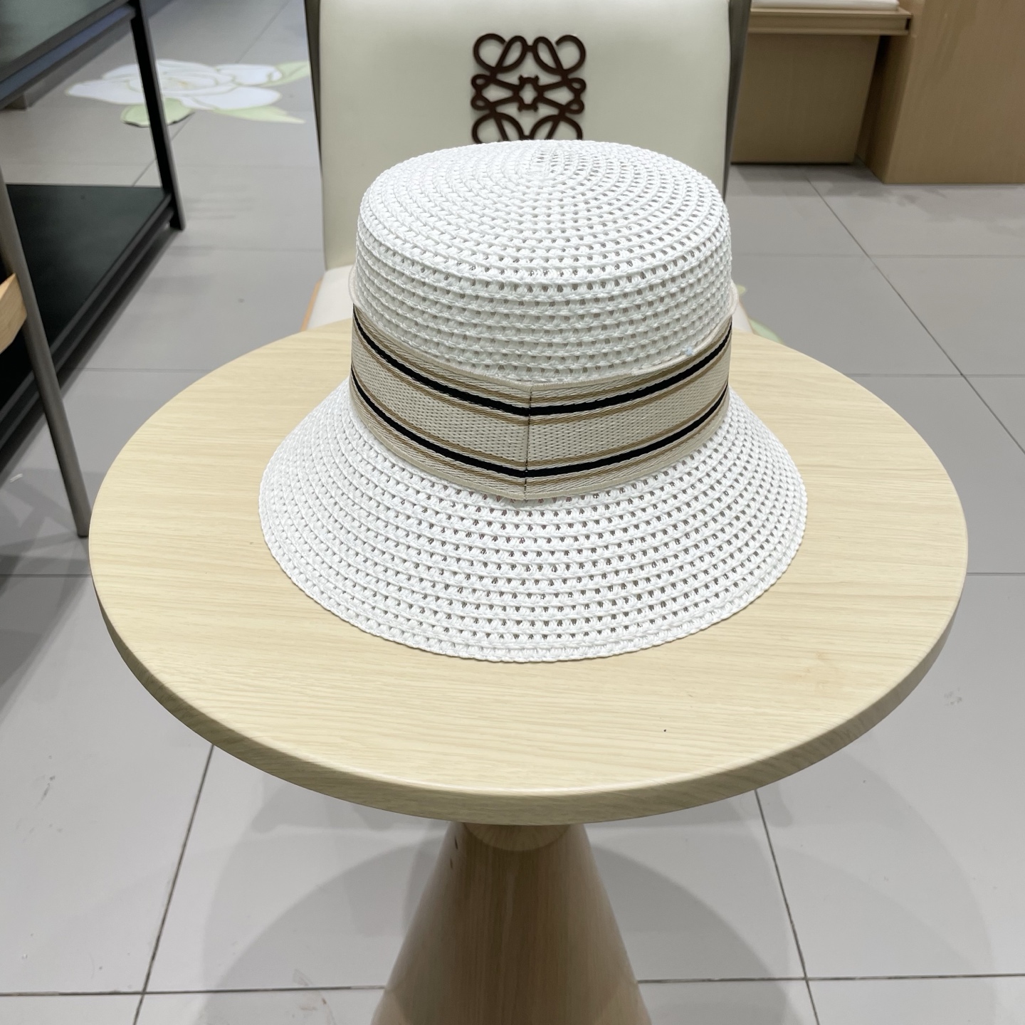  miumiu缪缪新款水桶遮阳帽，遮阳草帽，头围57cm