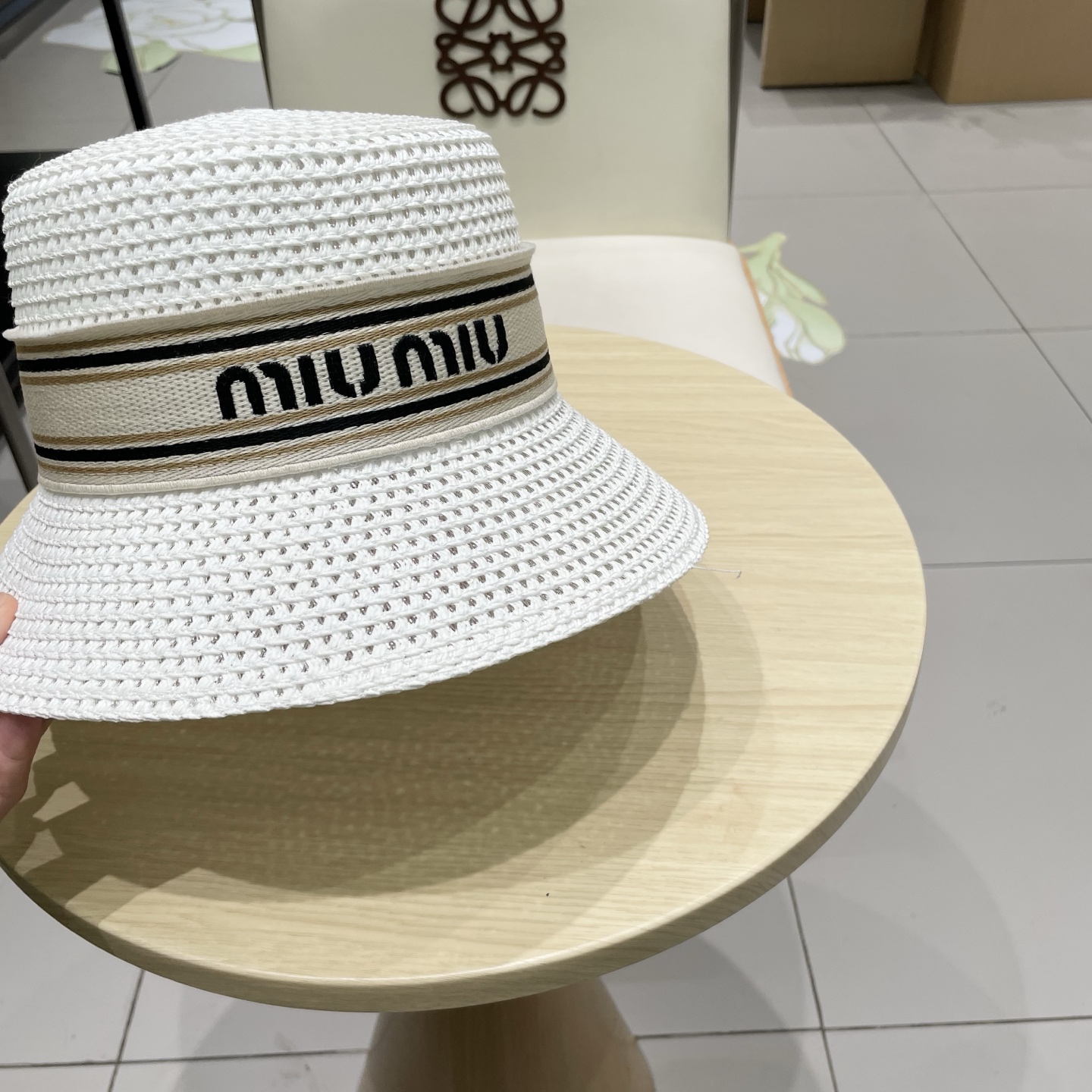  miumiu缪缪新款水桶遮阳帽，遮阳草帽，头围57cm