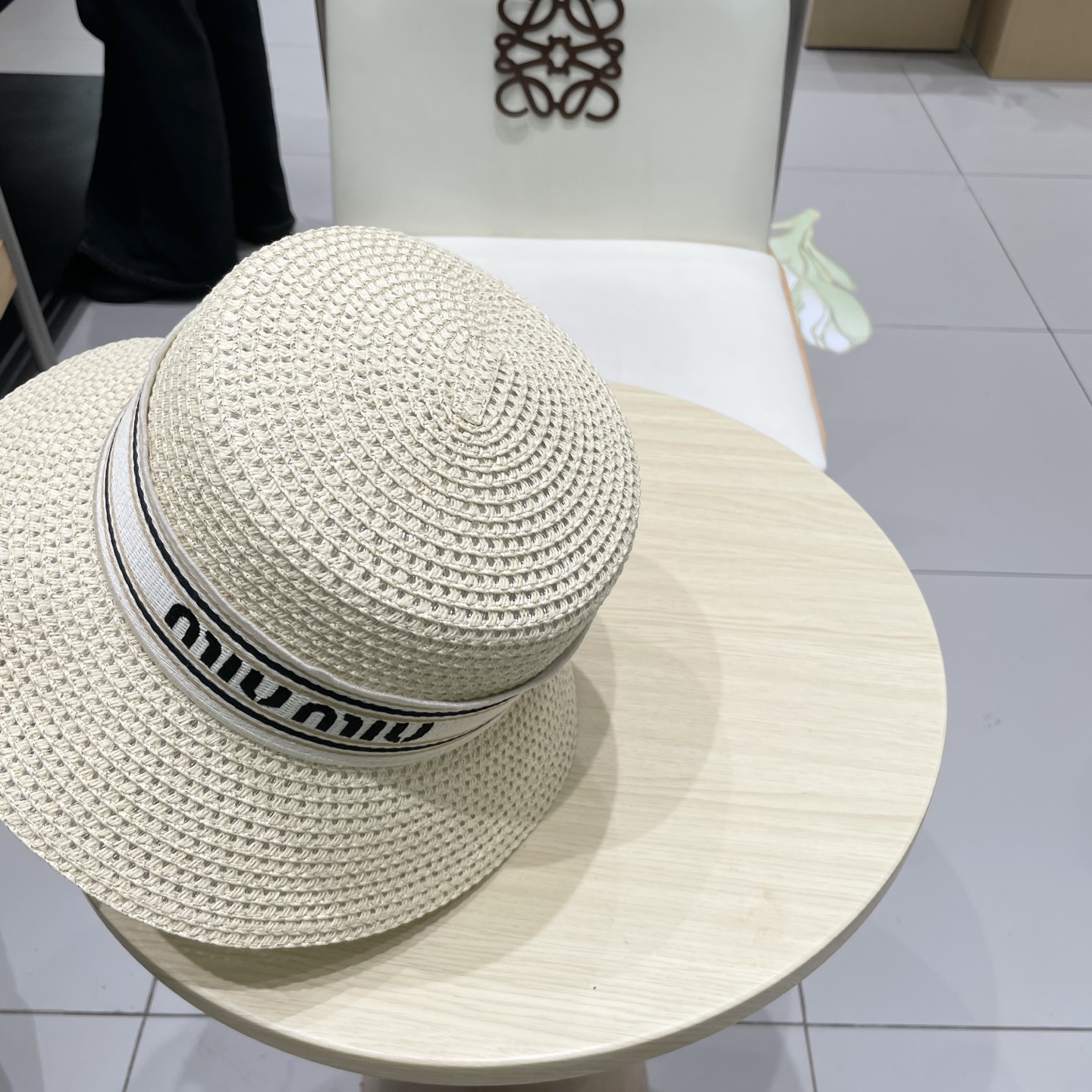  miumiu缪缪新款水桶遮阳帽，遮阳草帽，头围57cm