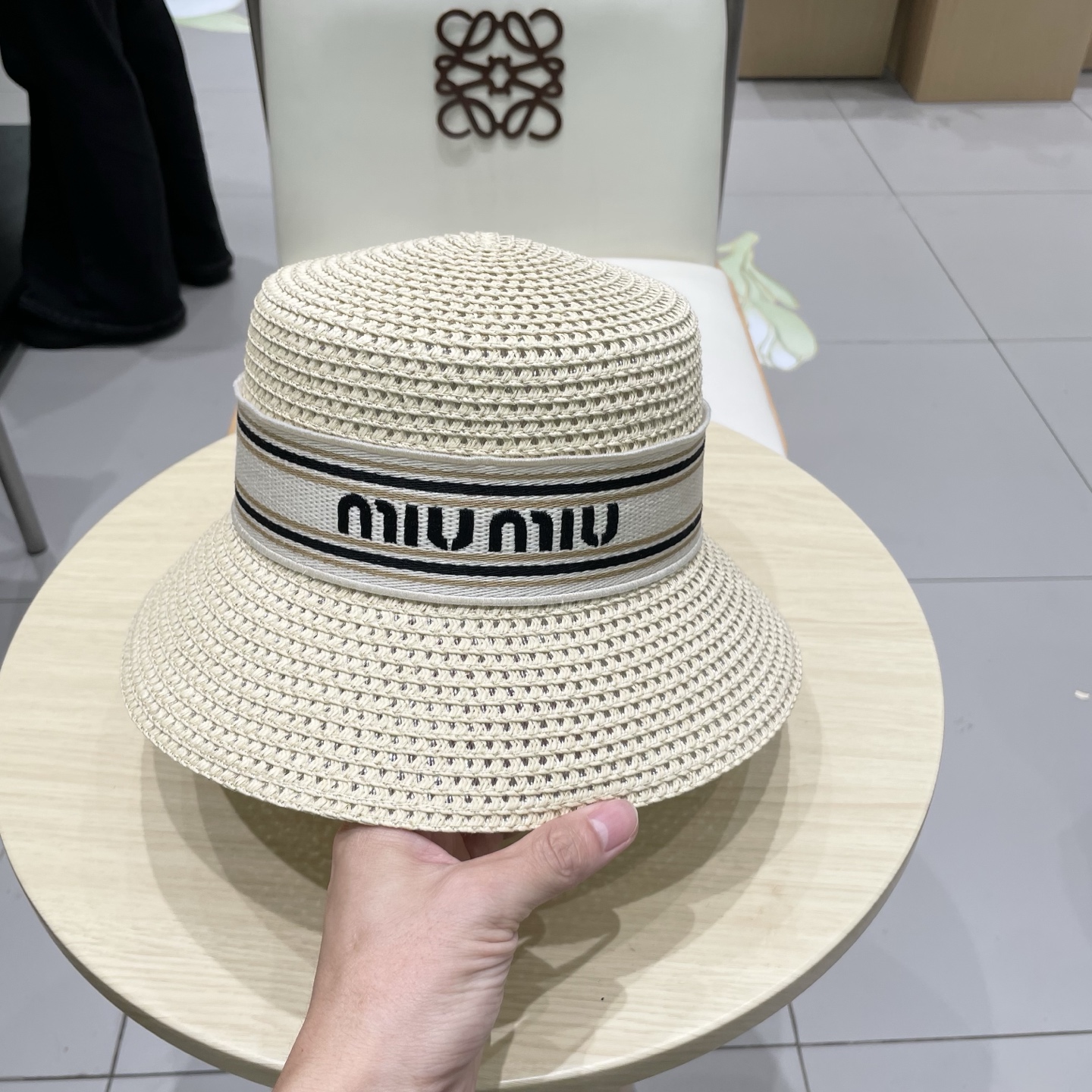  miumiu缪缪新款水桶遮阳帽，遮阳草帽，头围57cm