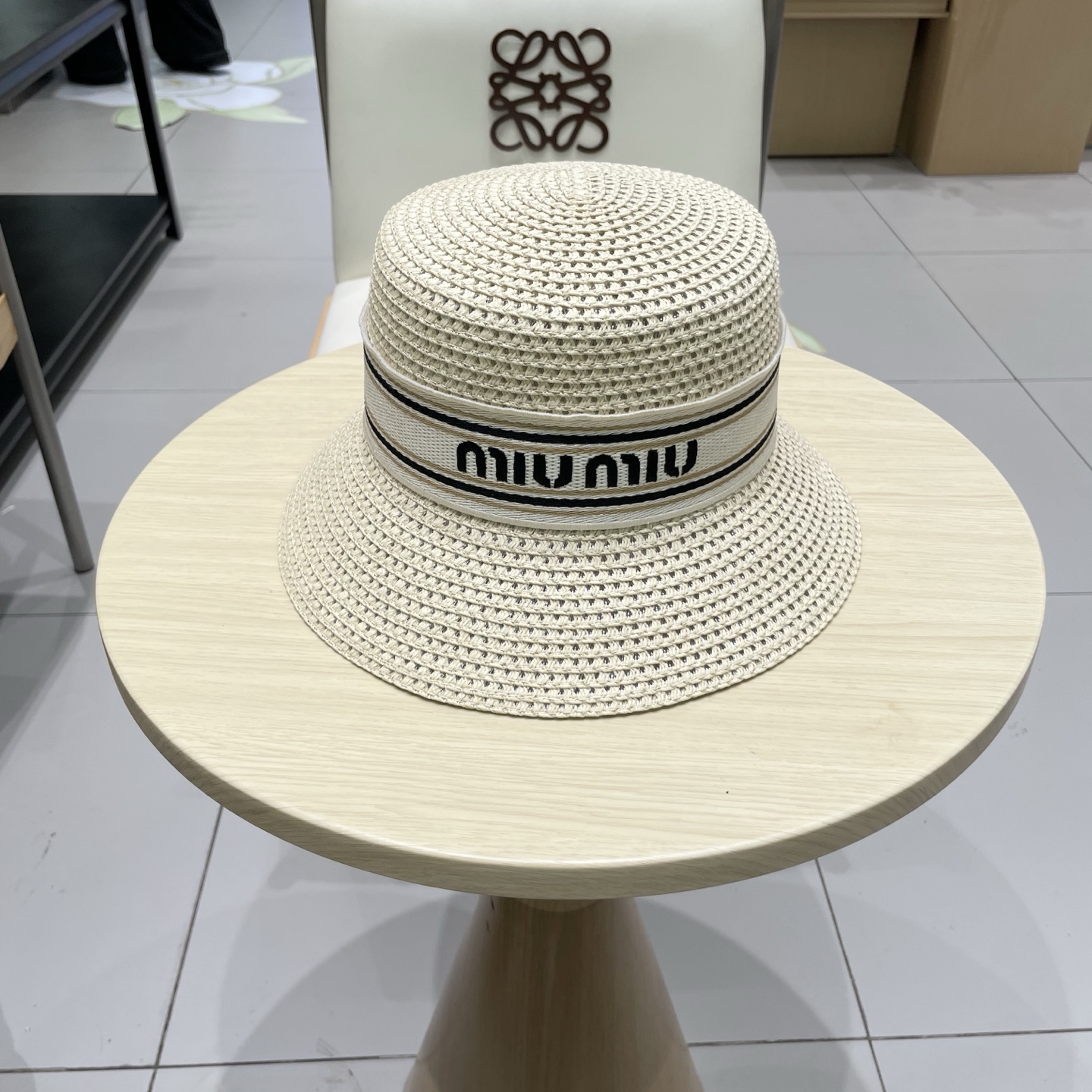  miumiu缪缪新款水桶遮阳帽，遮阳草帽，头围57cm