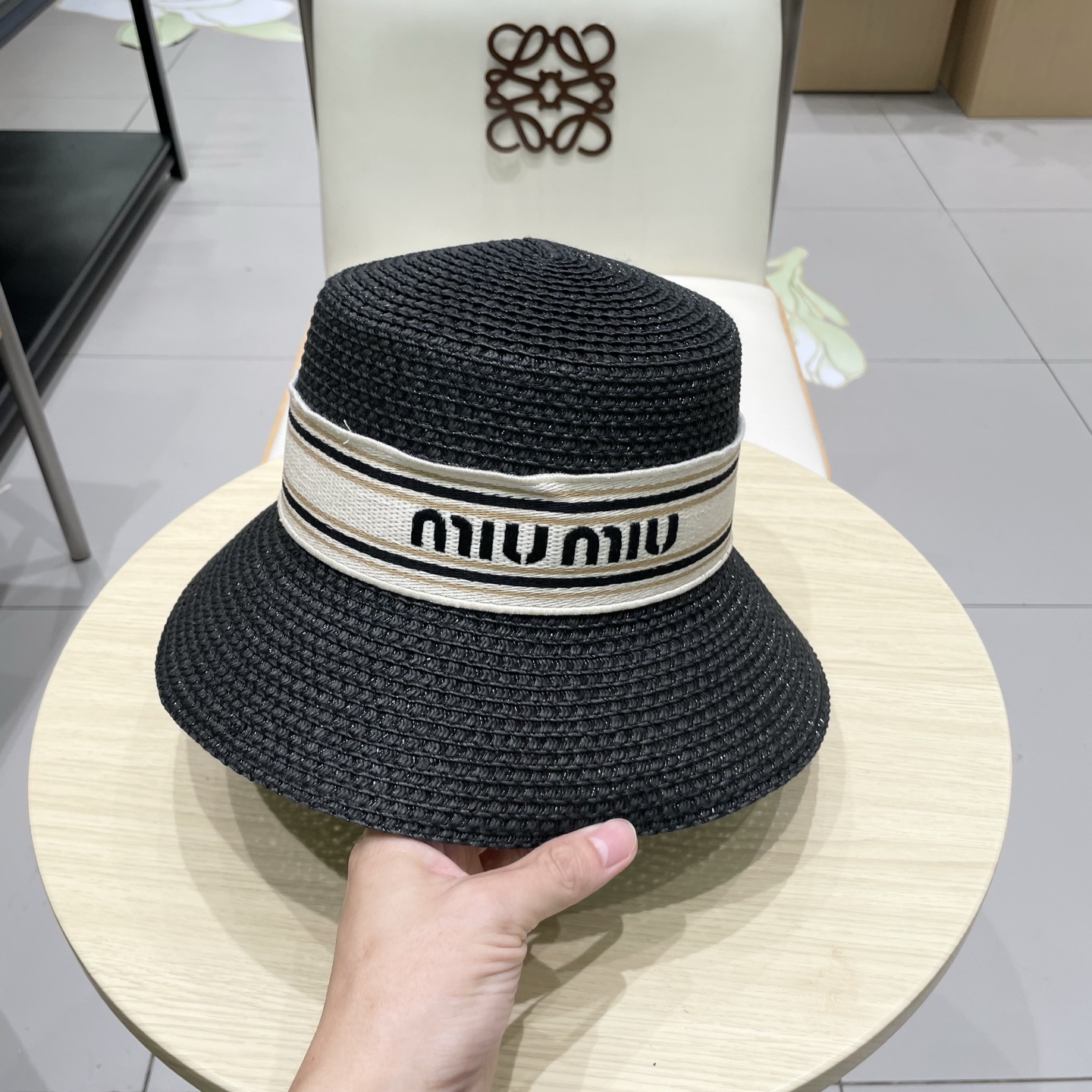  miumiu缪缪新款水桶遮阳帽，遮阳草帽，头围57cm