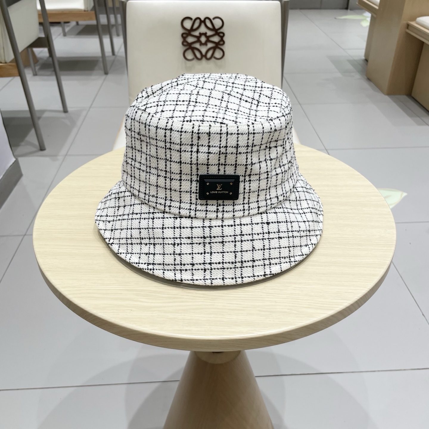  LV路易威登2025秋季新款小香风格纹厚实渔夫帽百搭遮阳显脸小气质淑女盆帽女