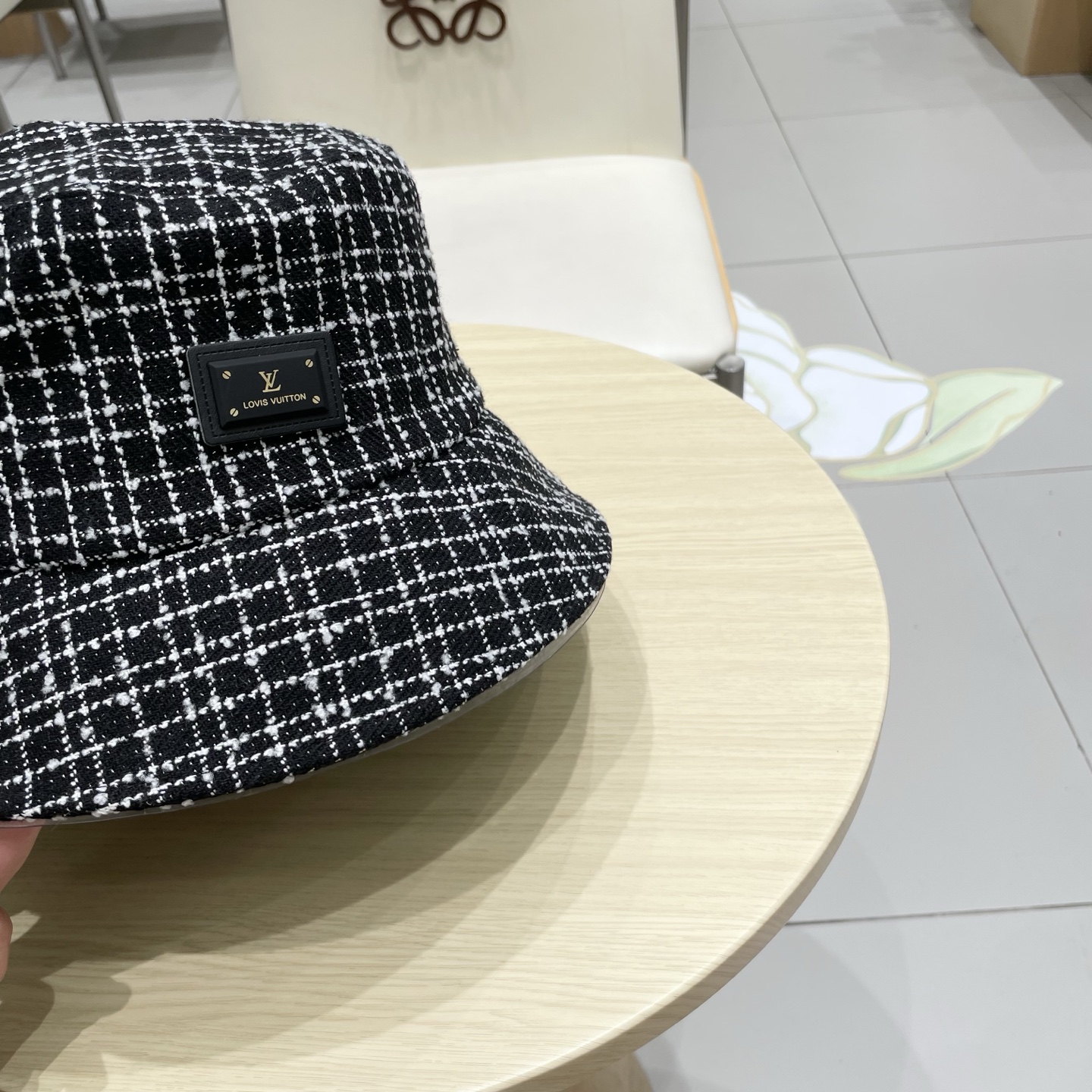  LV路易威登2025秋季新款小香风格纹厚实渔夫帽百搭遮阳显脸小气质淑女盆帽女