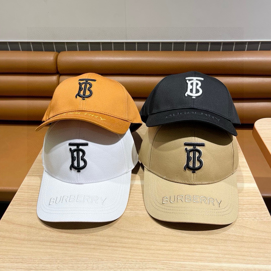  Burberry（巴宝莉）原单棒球帽🧢专柜热卖款纯棉内里，轻盈透气。完美版型，原厂品质，独家实物拍摄，