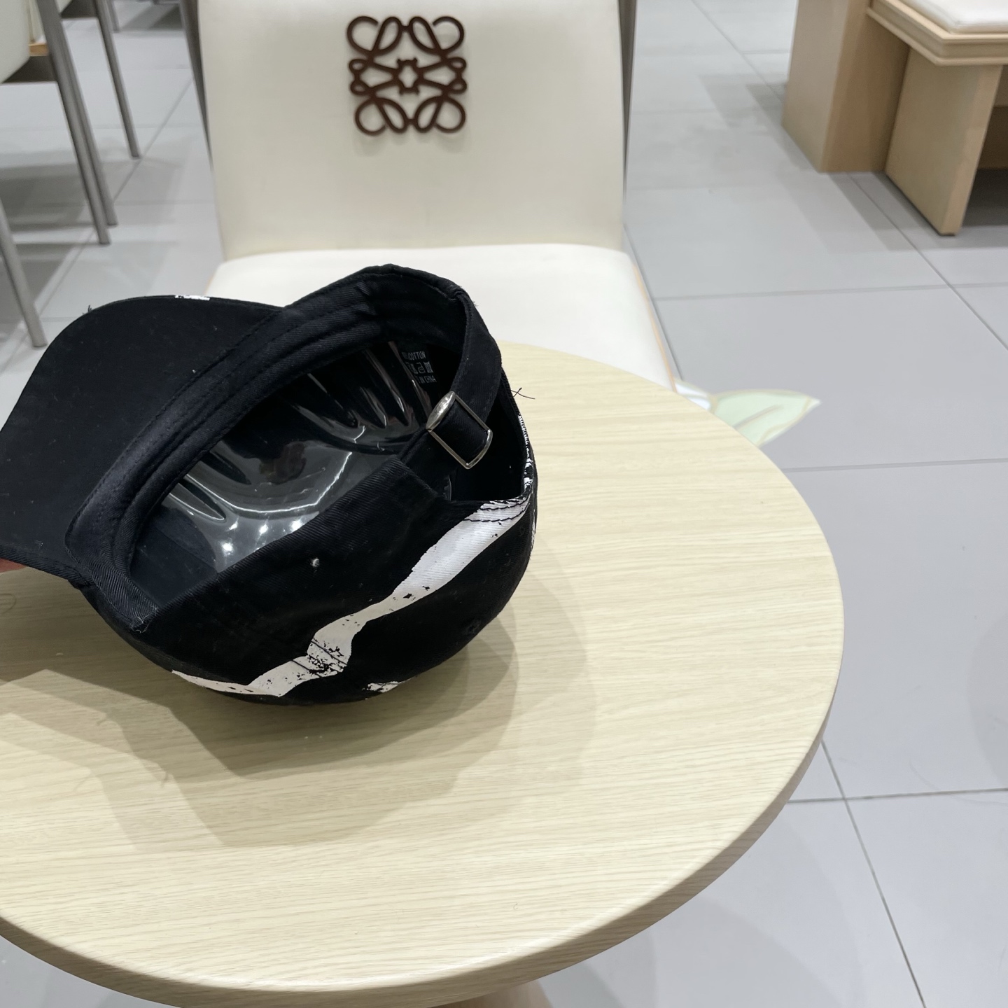  LV路易威登 专柜新款提花款棒球帽🧢很潮！休闲运动款，经典制作，超级好搭衣服！显脸小