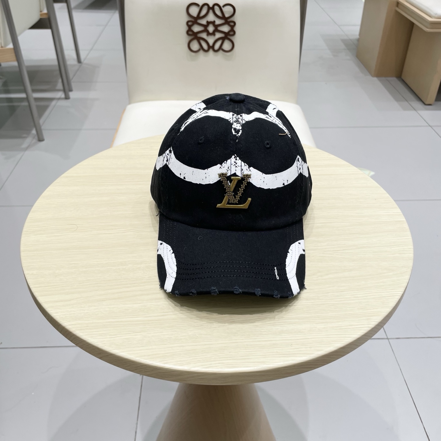 LV路易威登 专柜新款提花款棒球帽🧢很潮！休闲运动款，经典制作，超级好搭衣服！显脸小