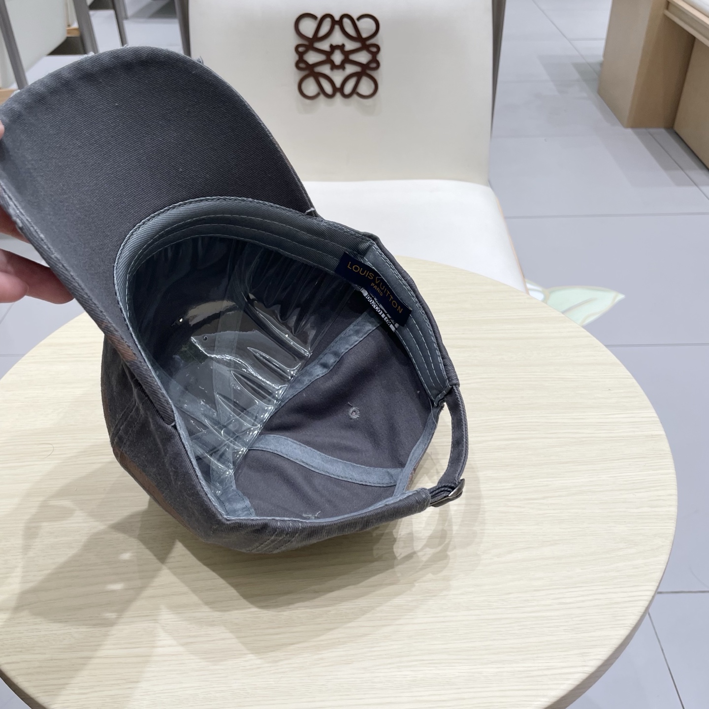  LV路易威登 专柜新款提花款棒球帽🧢很潮！休闲运动款，经典制作，超级好搭衣服！显脸小