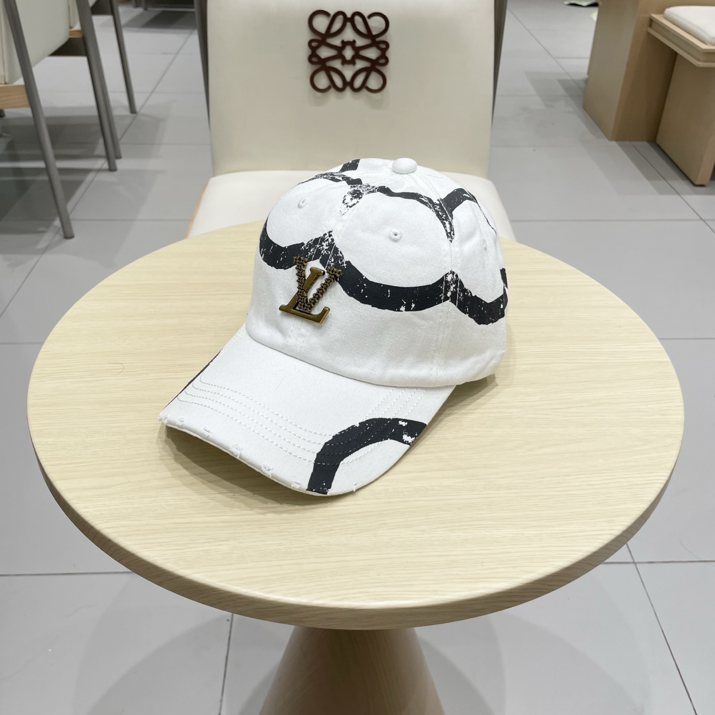  LV路易威登 专柜新款提花款棒球帽🧢很潮！休闲运动款，经典制作，超级好搭衣服！显脸小