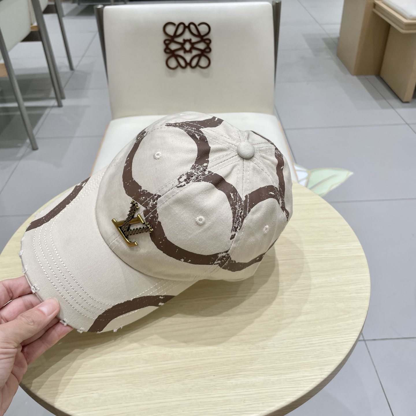  LV路易威登 专柜新款提花款棒球帽🧢很潮！休闲运动款，经典制作，超级好搭衣服！显脸小