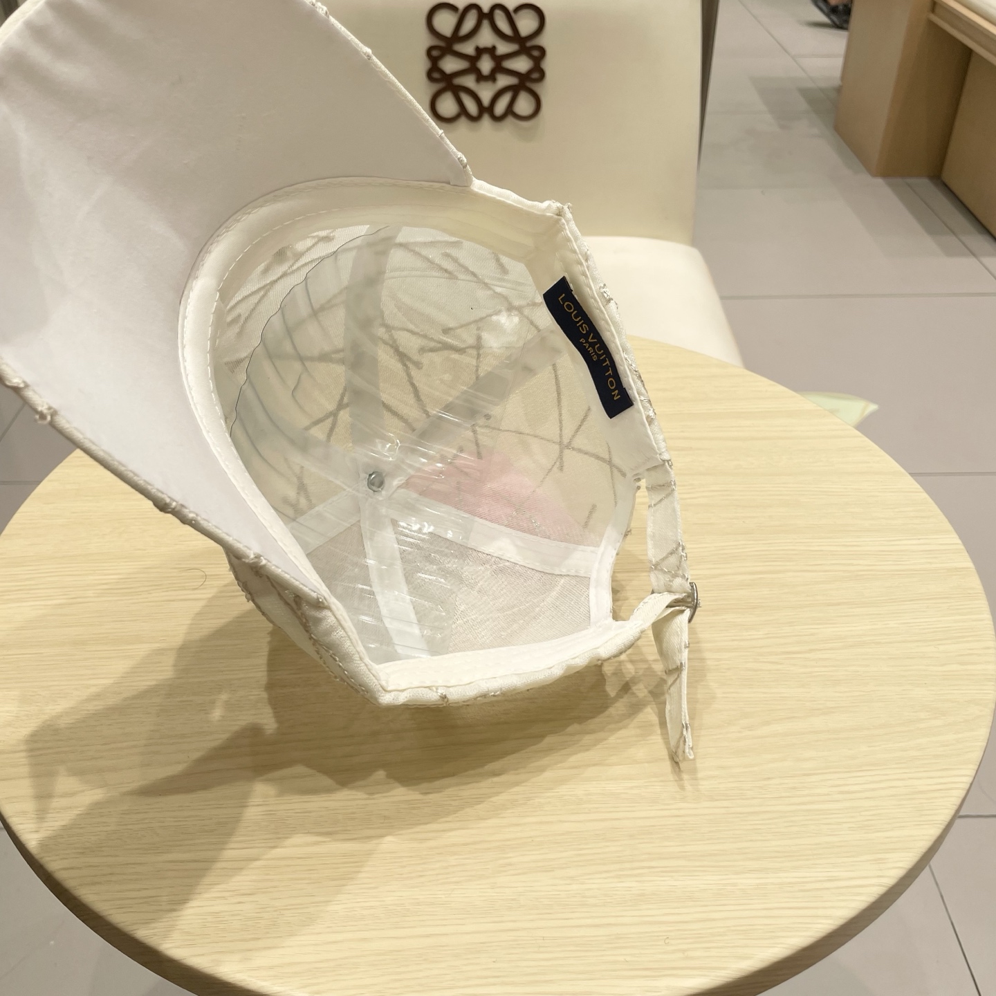  🧢LV路易威登🧢 官网高版出货，网棒球帽，四季可用，出门必备，非常显脸小