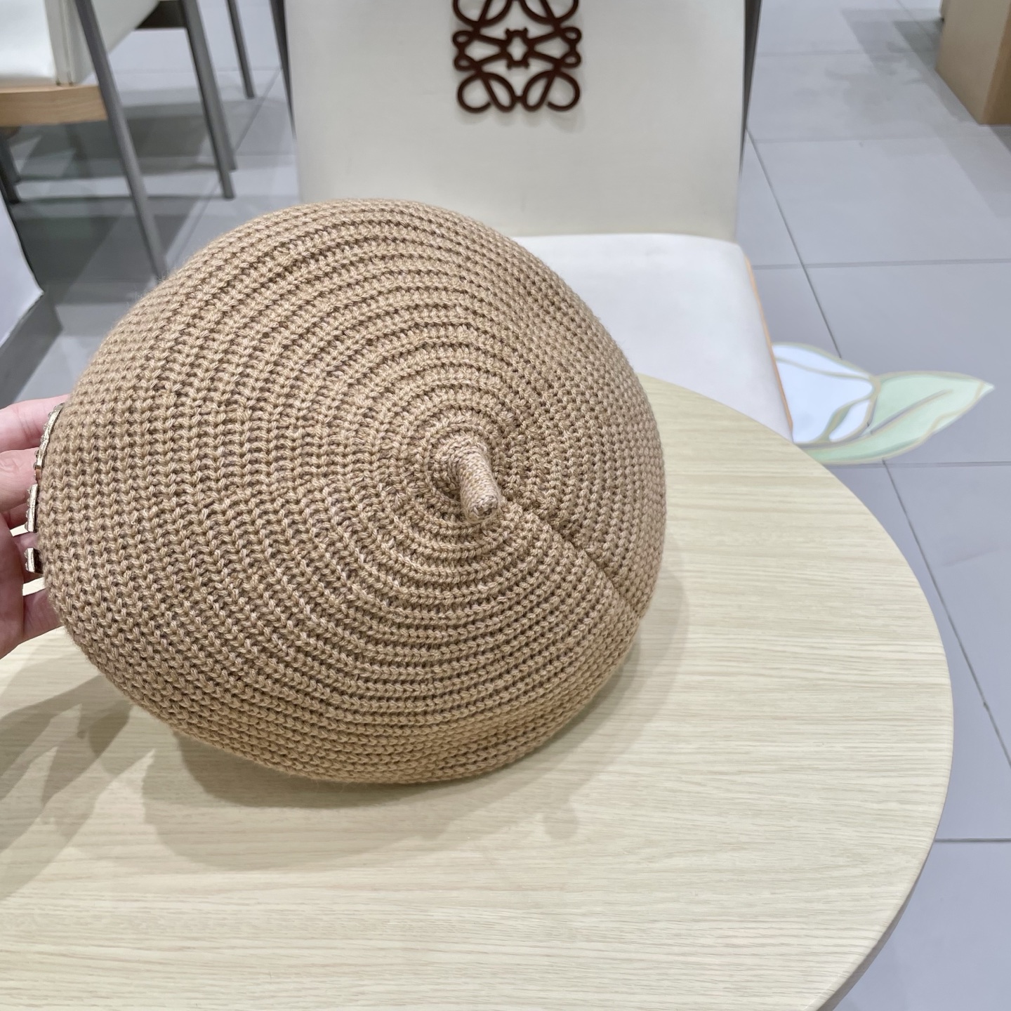  缪缪miumiu字母水钻贝雷帽女春秋款钩针定型画家帽薄款帽子显脸小