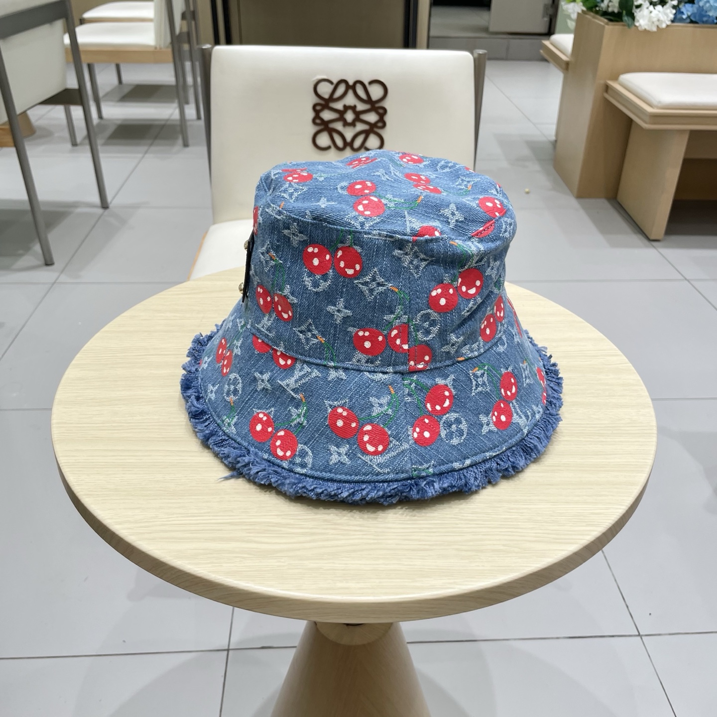  LV路易威登新款牛仔渔夫帽，头围57cm 男女通用