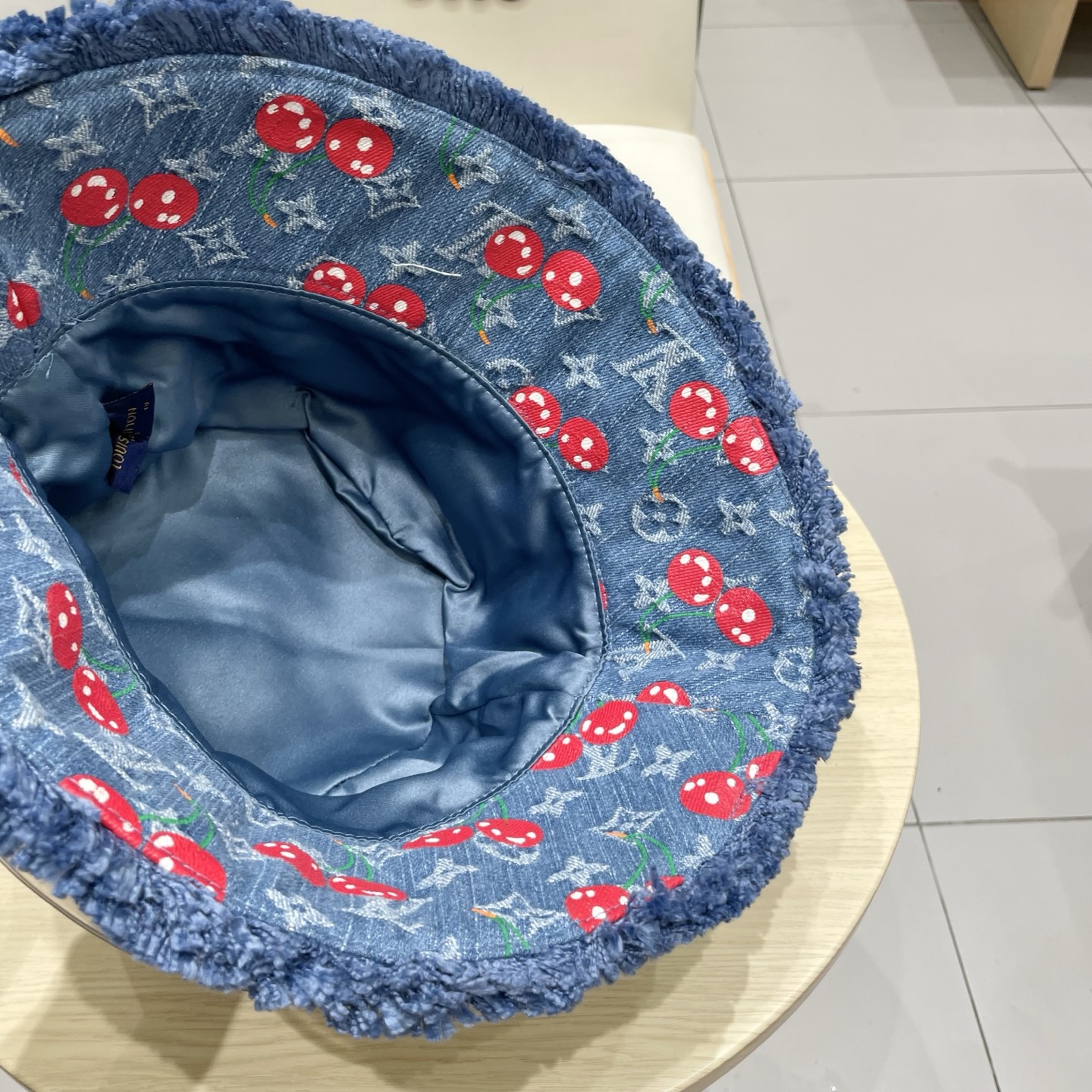  LV路易威登新款牛仔渔夫帽，头围57cm 男女通用