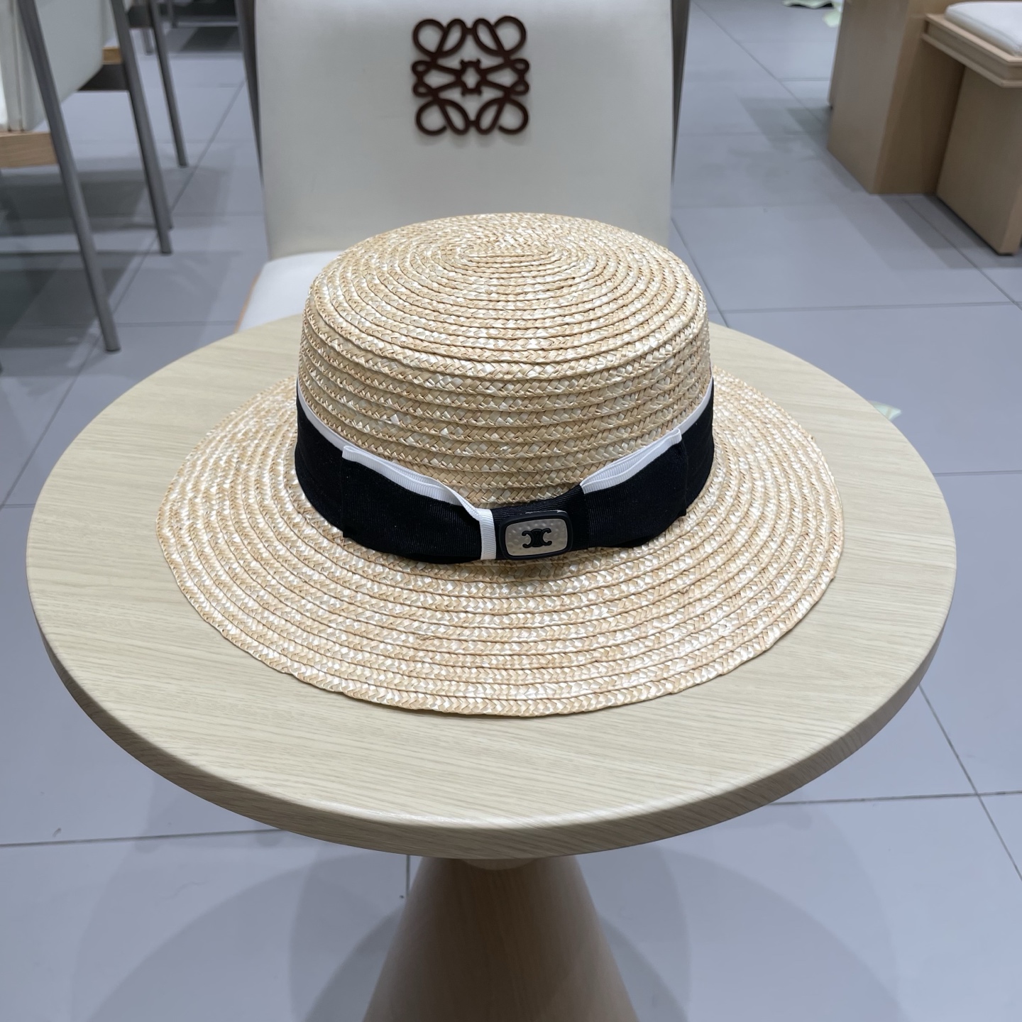 NO:355502,celine celine straw hat, head circumference 57cm hat straw hat fisherman hat baseball hat, hat, celine, espadrilles, hatsceline塞琳麦秆草帽,头围57cm帽子草帽渔夫帽棒球帽,帽子,celine,espadrilles,hats,hat