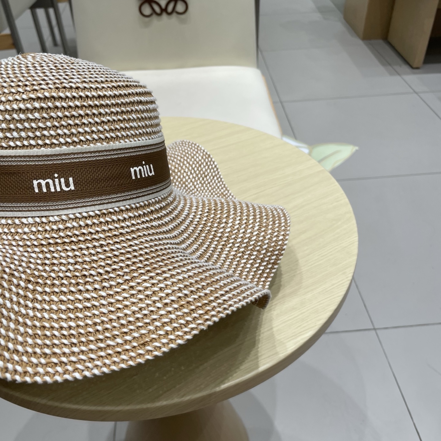  miumiu缪缪新款，遮阳草帽，防紫外线帽檐，头围57cm