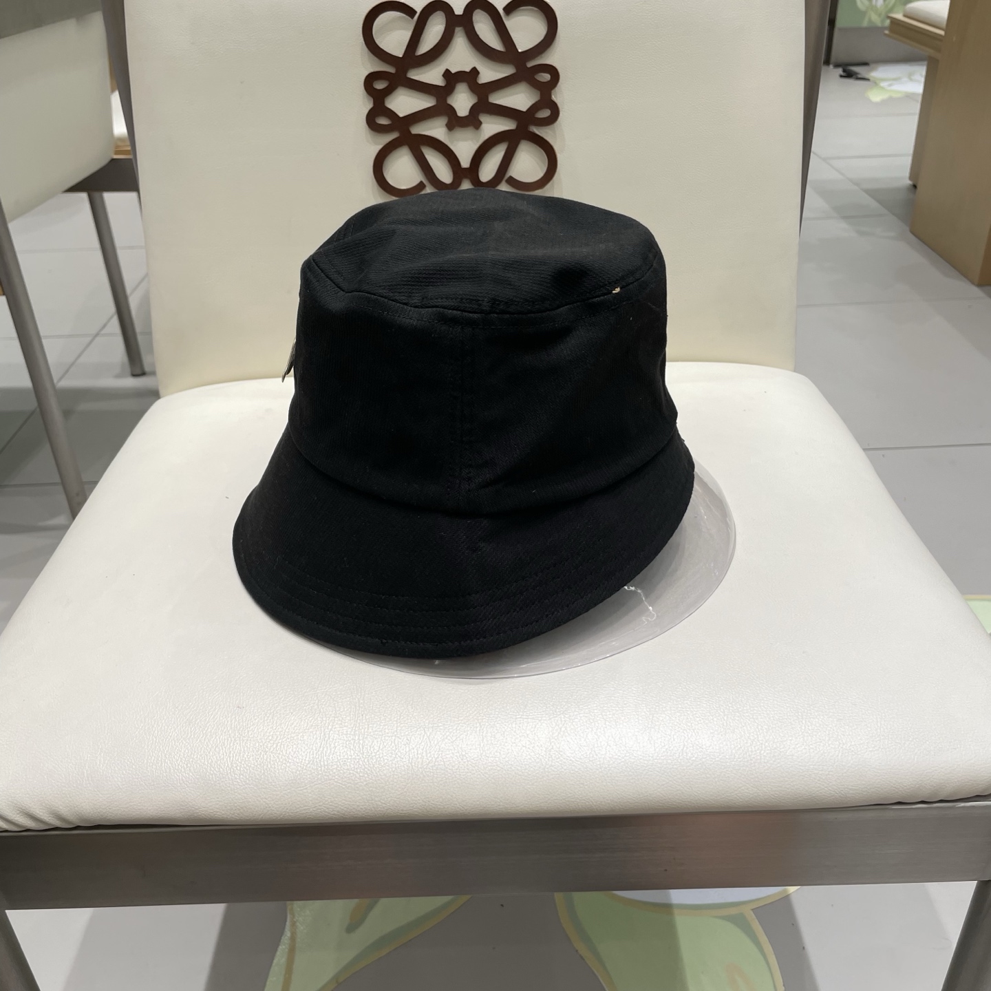  celine塞琳简约高级纯色渔夫帽女春秋百搭显脸小遮阳水桶帽日常素颜盆帽