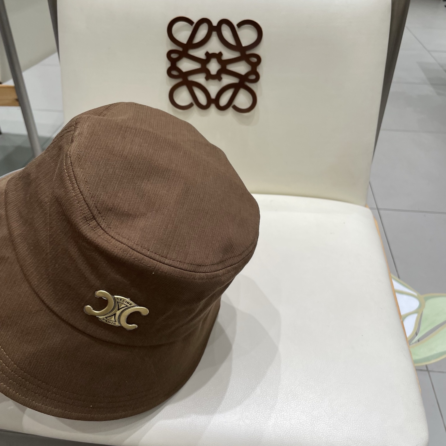  celine塞琳简约高级纯色渔夫帽女春秋百搭显脸小遮阳水桶帽日常素颜盆帽